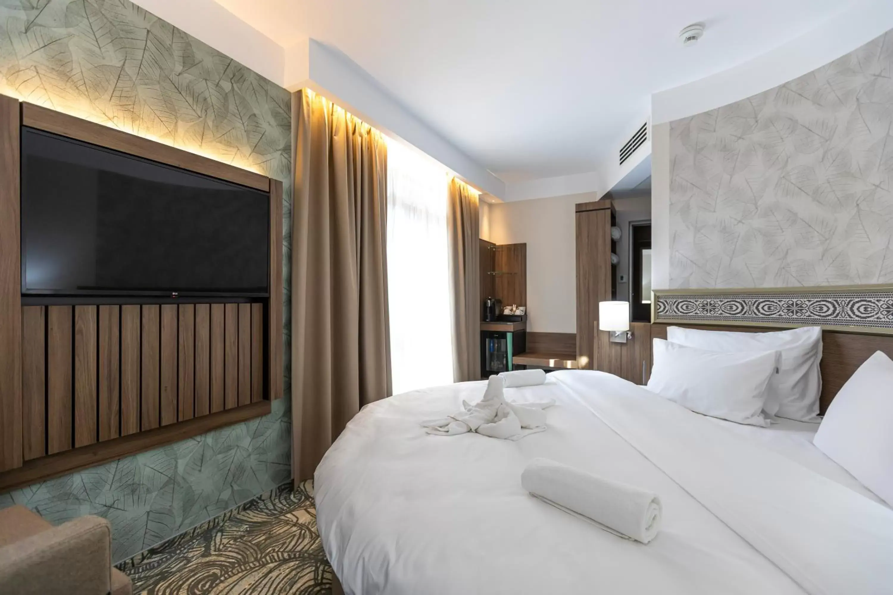 Double Room with Round Bed in HOTEL CRYSTAL WELLNESS & SPA superior Double Room with Round Bed in HOTEL CRYSTAL WELLNESS & SPA superior