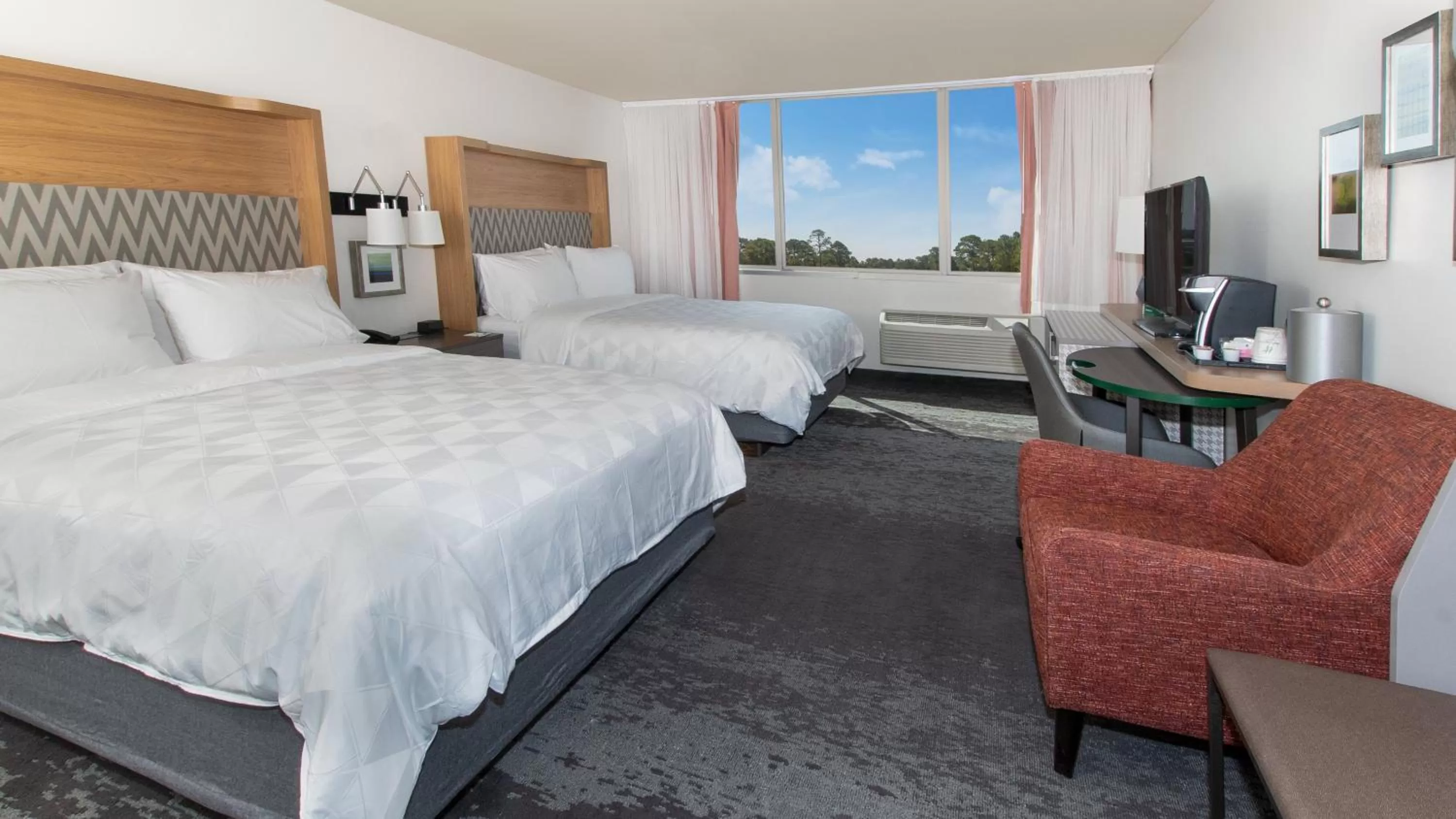 Photo of the whole room, Bed in Holiday Inn Panama City by IHG