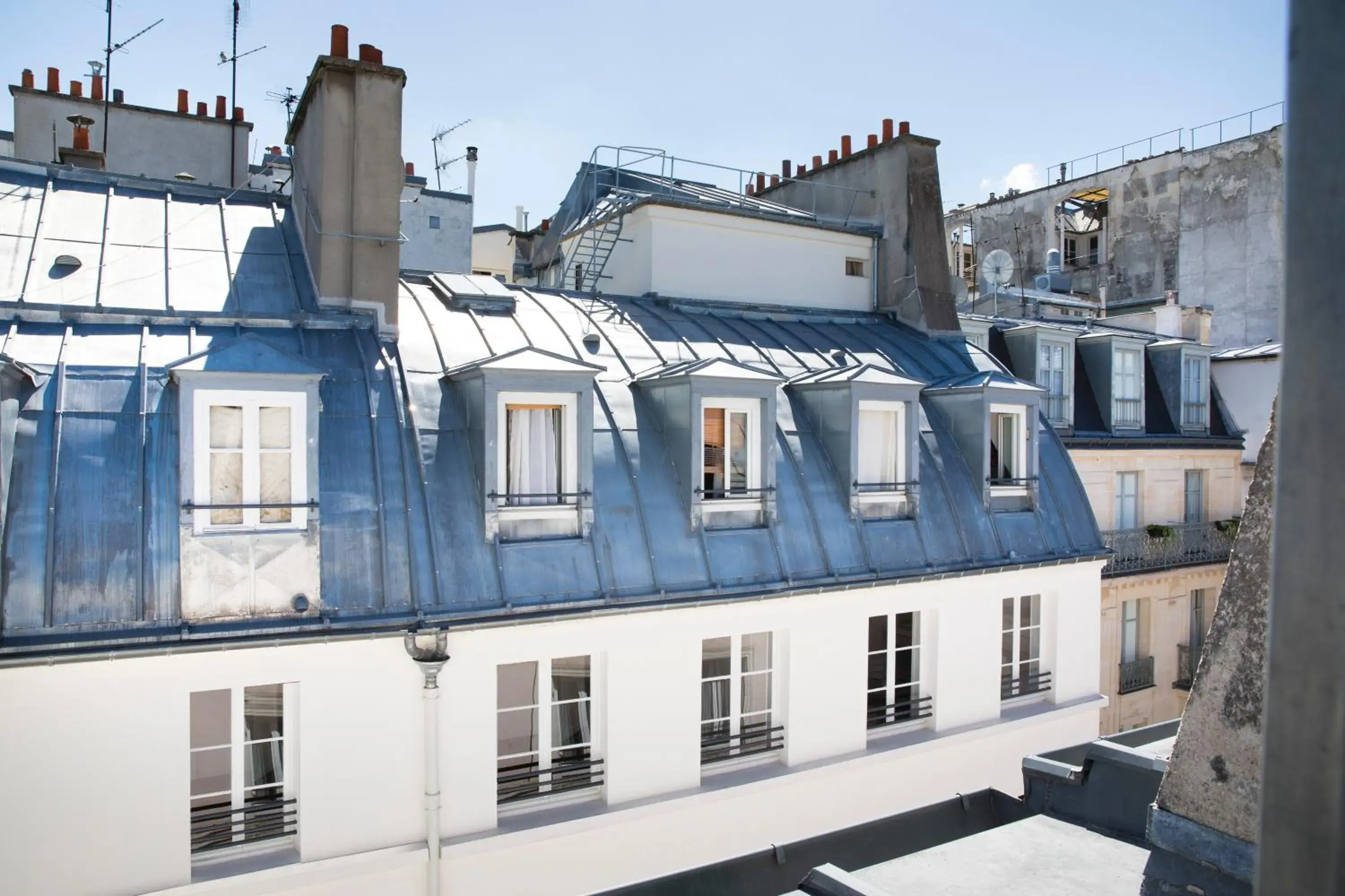 Bedroom in Hotel d'Espagne Bedroom in Hotel d'Espagne