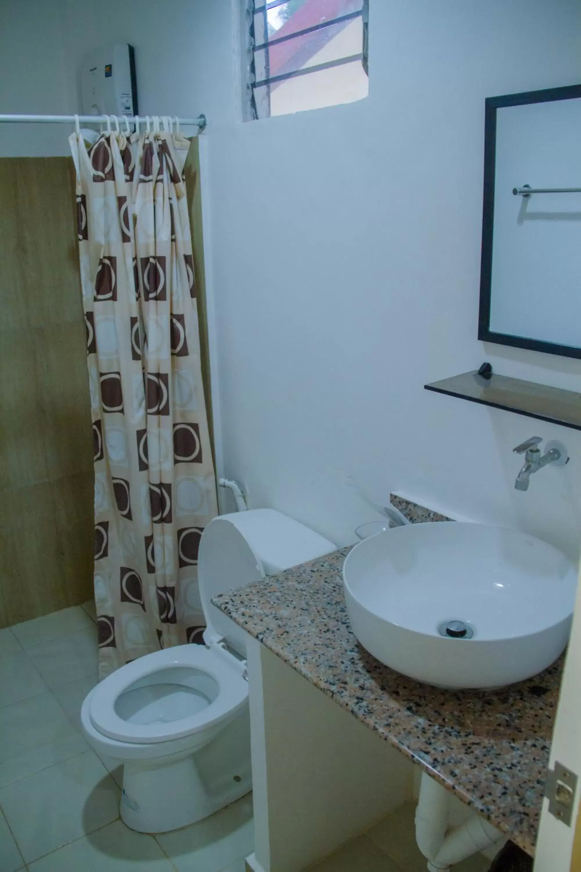 Bathroom in La Playa Estrella Beach Resort