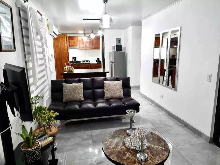 Living room, Seating Area in Airport SJO Residence - Edward & Familia Inn