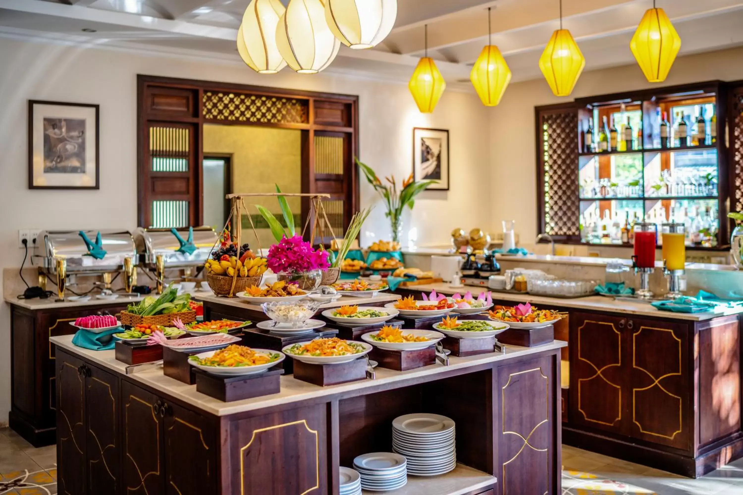 Restaurant/places to eat in Lantana Riverside Hoi An Hotel & Spa