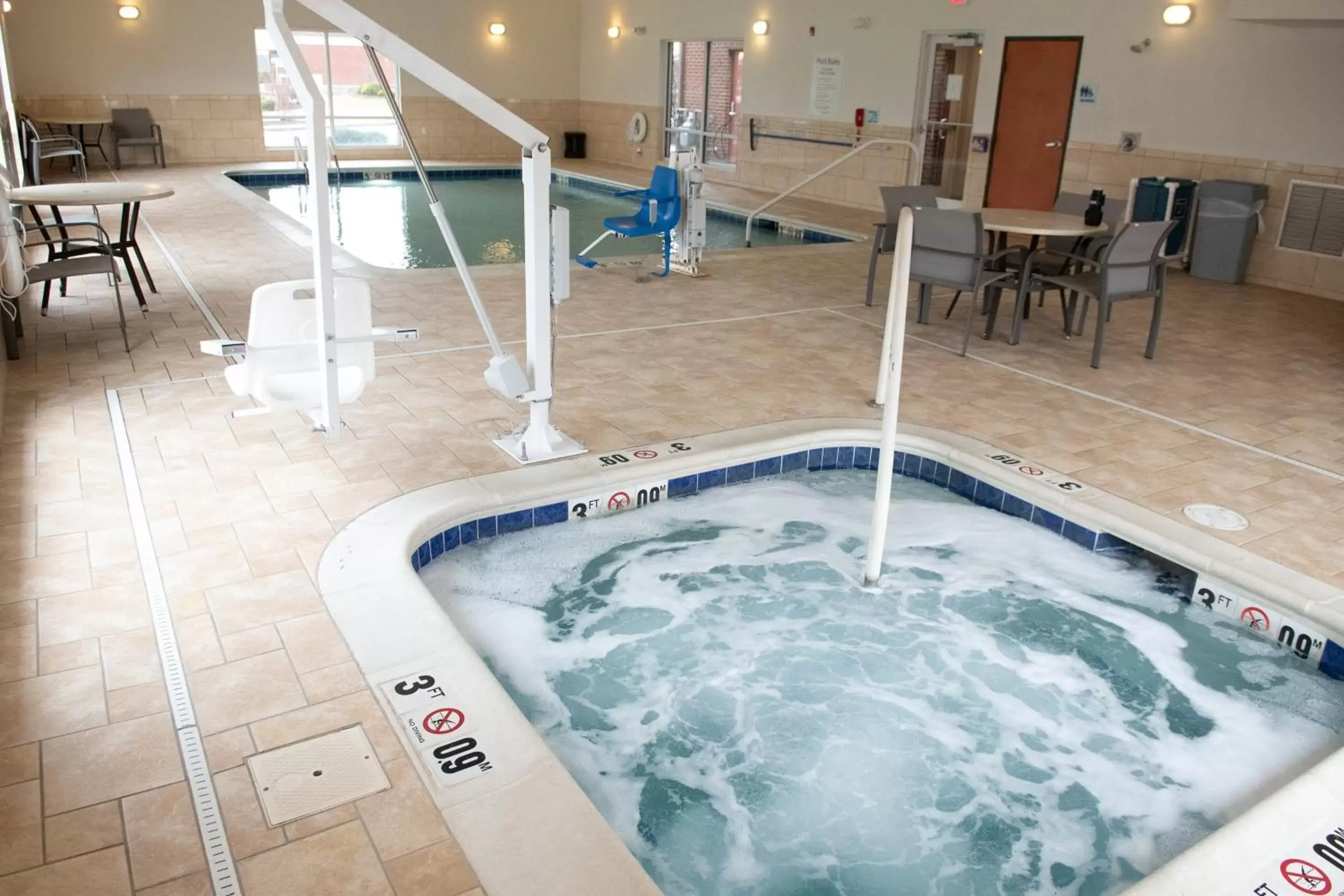 Swimming pool in Holiday Inn Express & Suites Ironton, an IHG Hotel