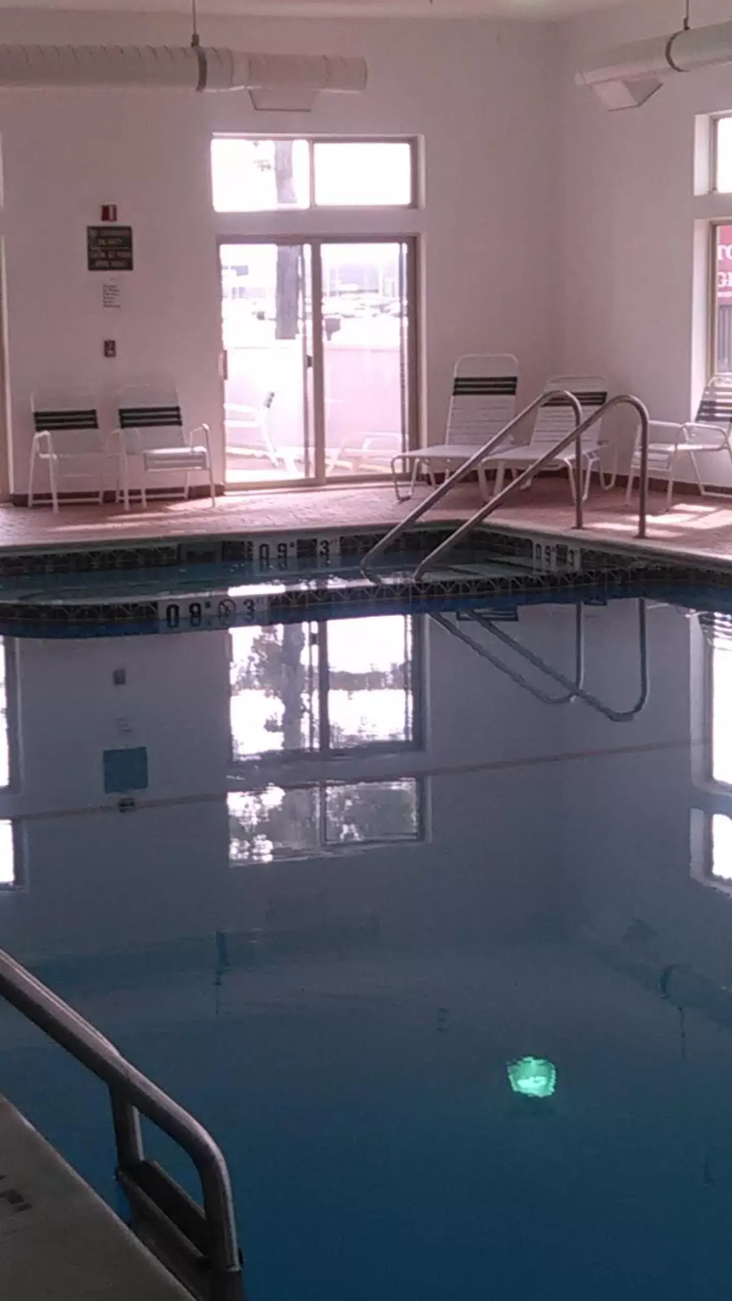 Swimming Pool in Pellston Lodge Swimming Pool in Pellston Lodge