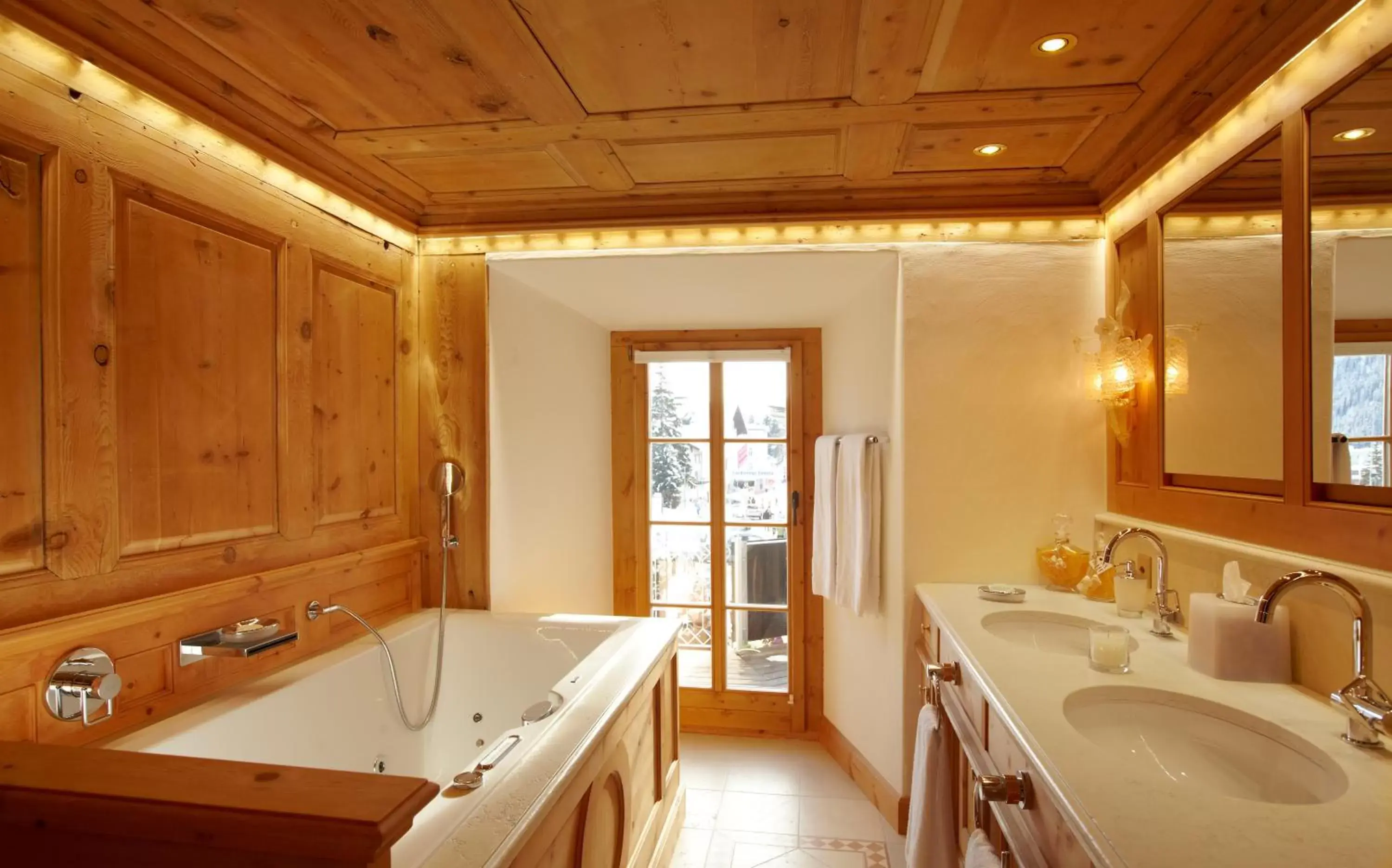 Bathroom in Precise Tale Seehof Davos