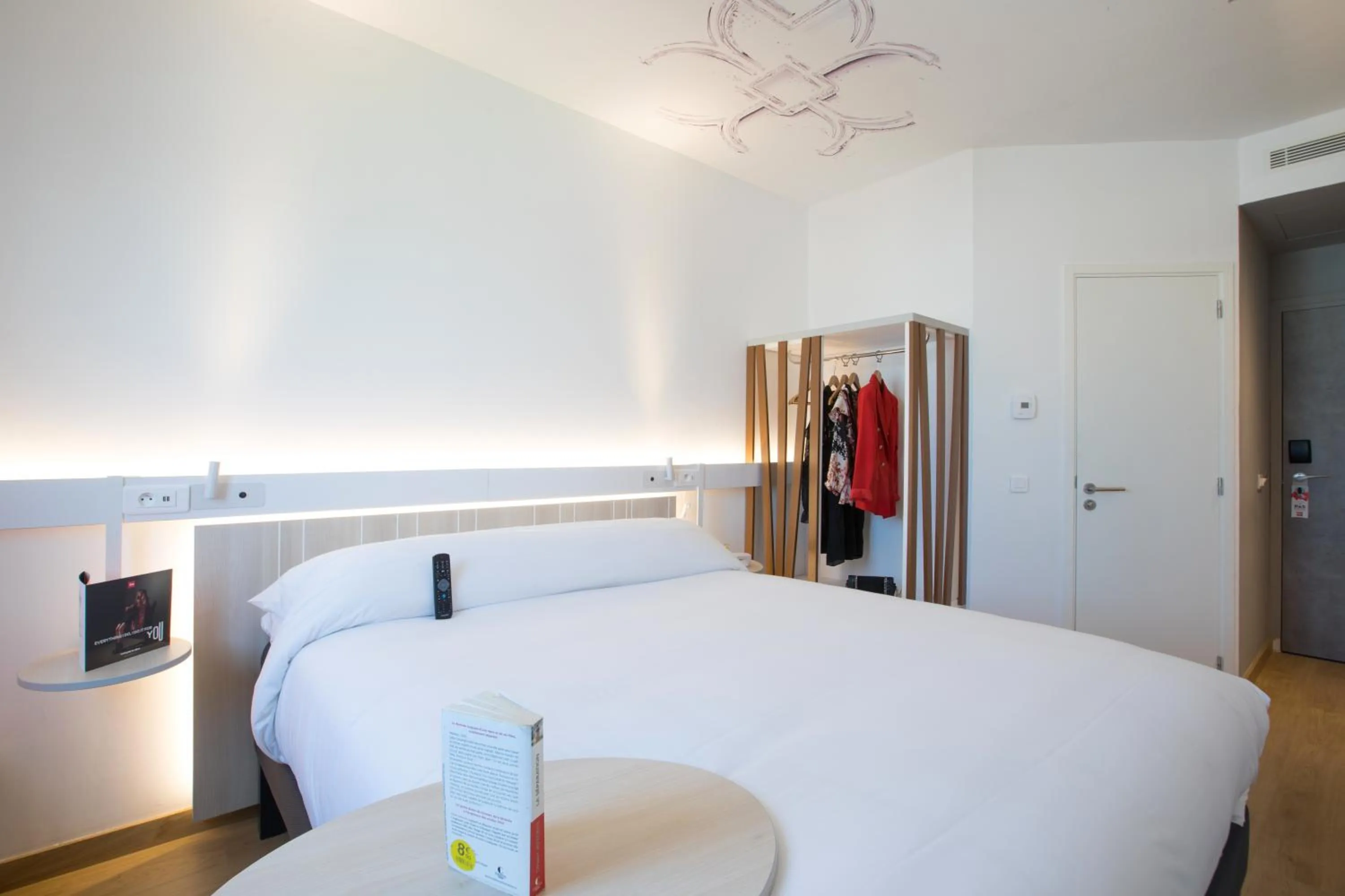 Photo of the whole room, Bed in Ibis Abdelmoumen Casa Centre