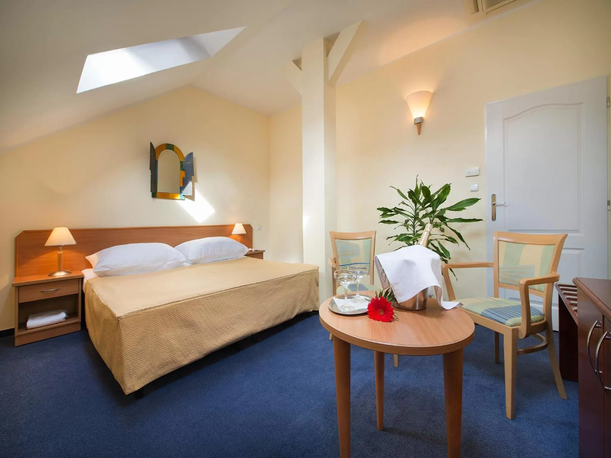 Photo of the whole room, Bed in EA Hotel Tosca