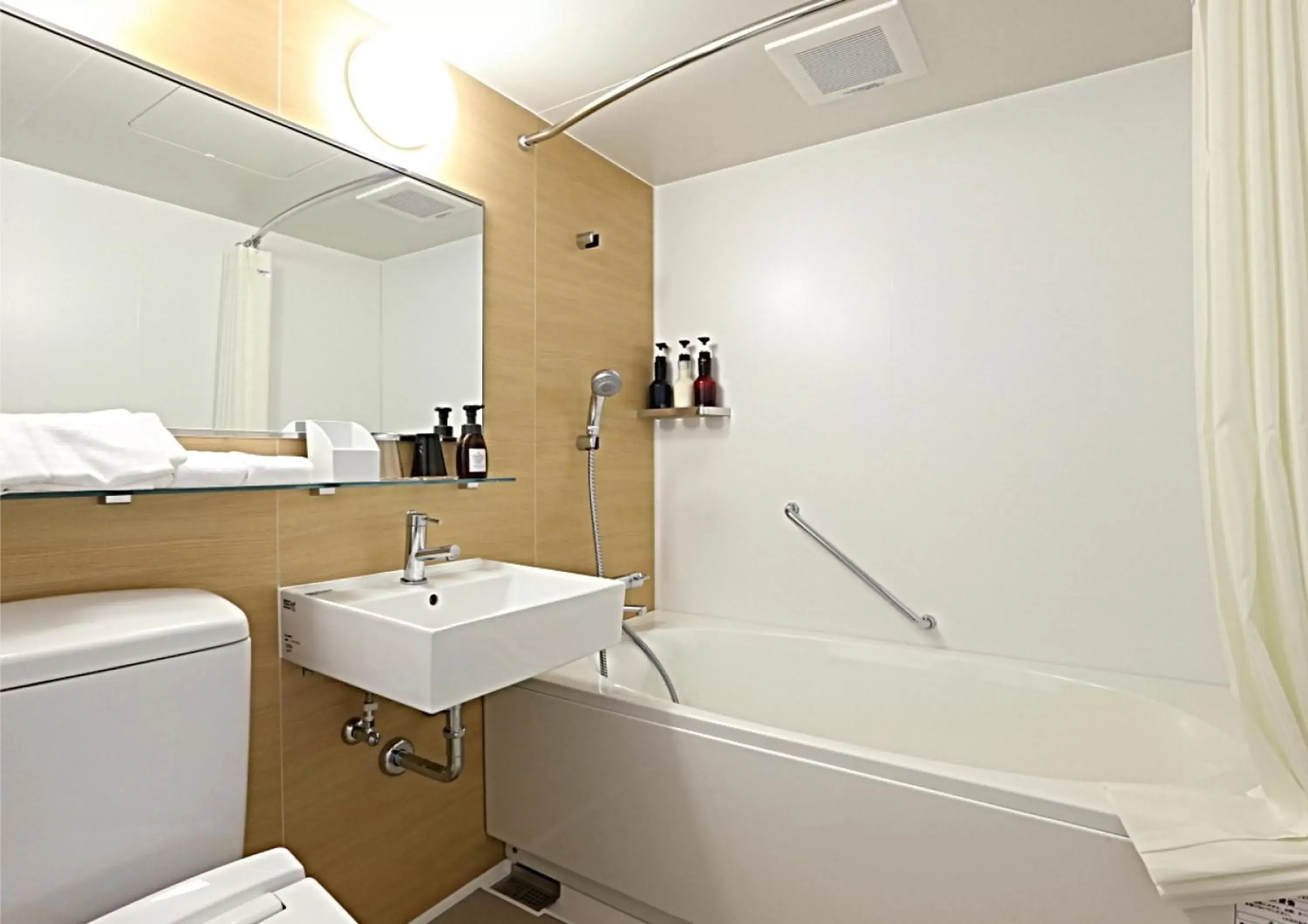 Shower, Bathroom in Hotel Wing International Premium Kanazawa Ekimae