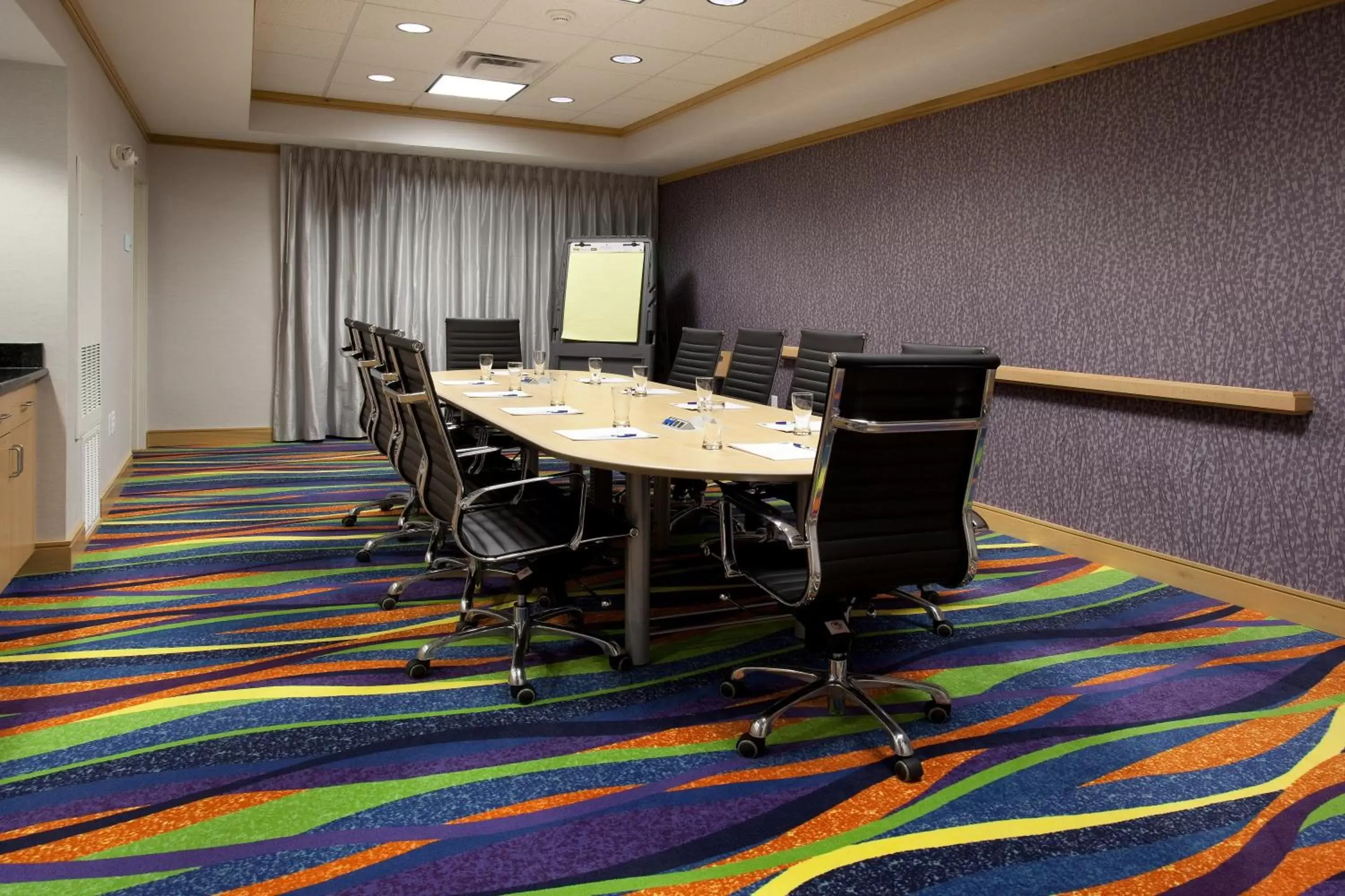 Meeting/conference room in Holiday Inn Express Hotel & Suites Rock Springs Green River, an IHG Hotel