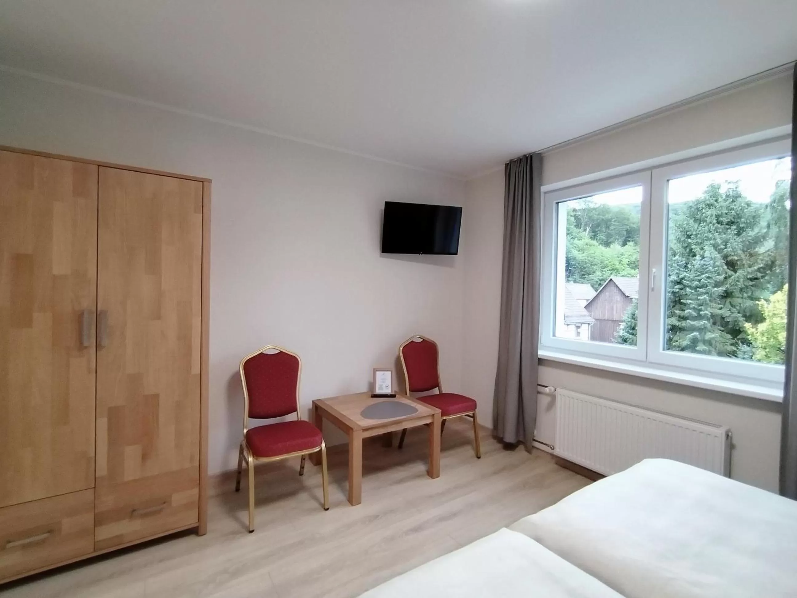 Photo of the whole room, Bed in AM BERG Hotel