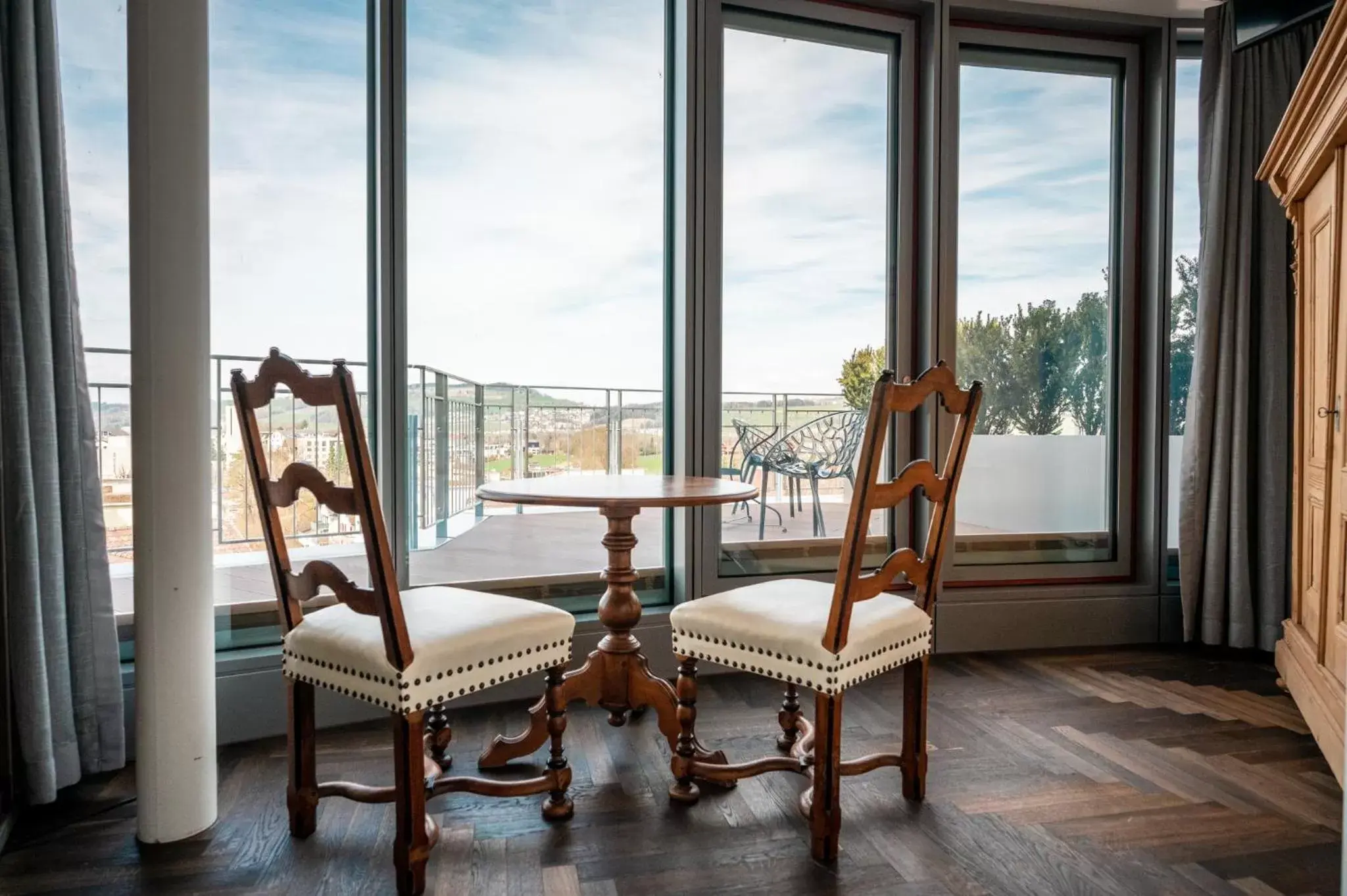 Balcony/Terrace, Seating Area in HIRSCHEN OBERKIRCH - Design Boutique Hotel