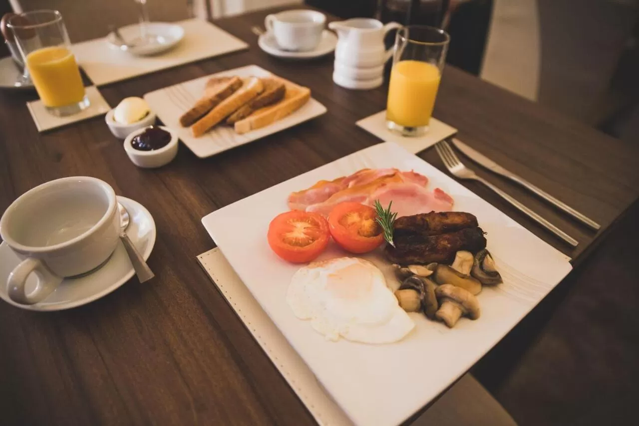 Breakfast in Anchor House 2 East Street Alford Lincolnshire LN13 9EQ