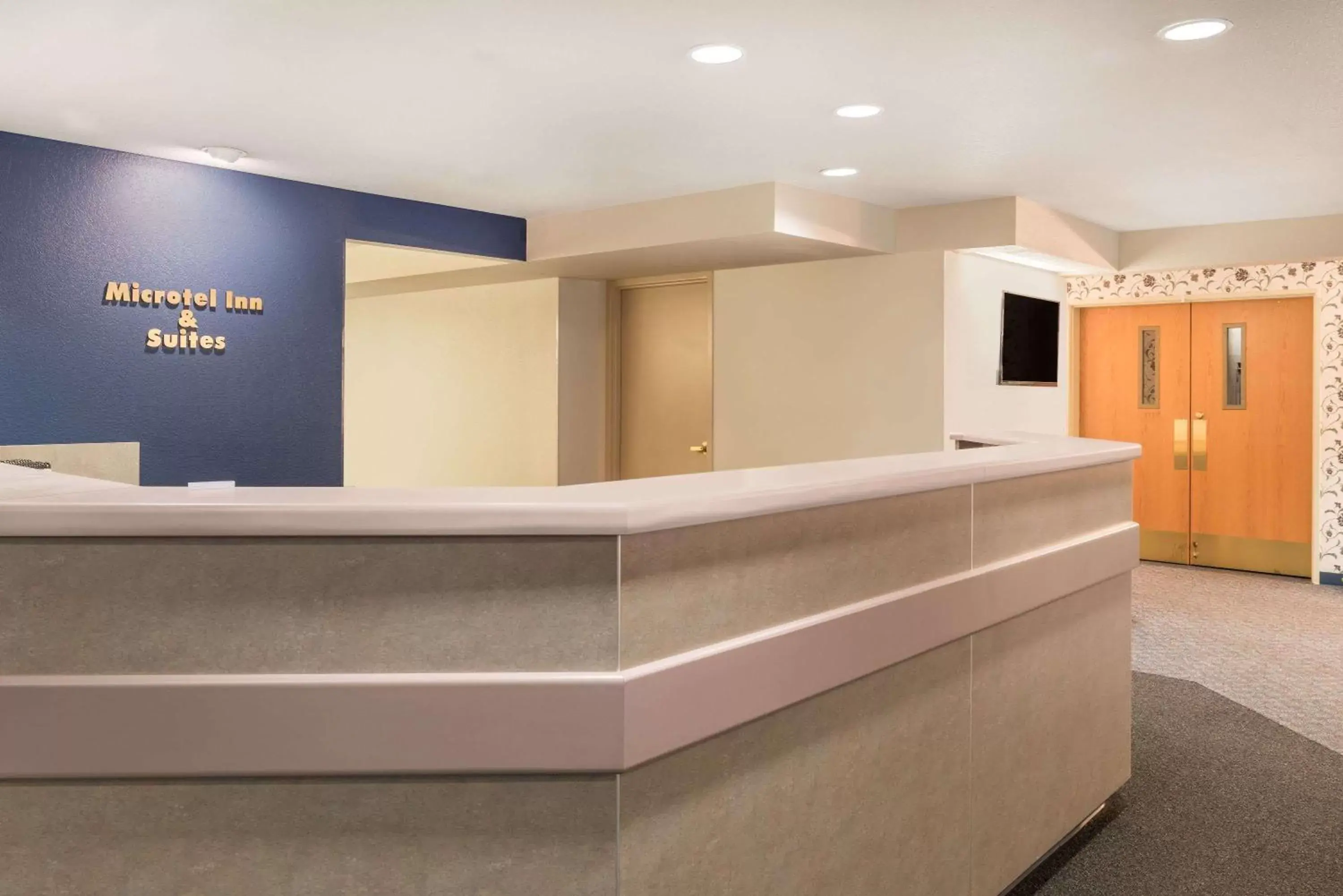 Lobby or reception, Lobby/Reception in Microtel Inn & Suites by Wyndham Sainte Genevieve