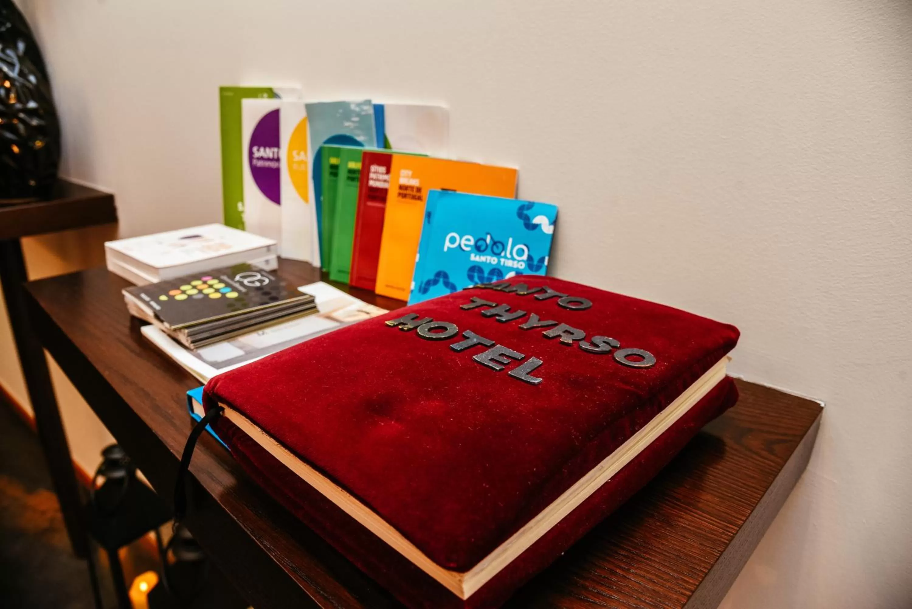 Logo/Certificate/Sign in Santo Thyrso Hotel