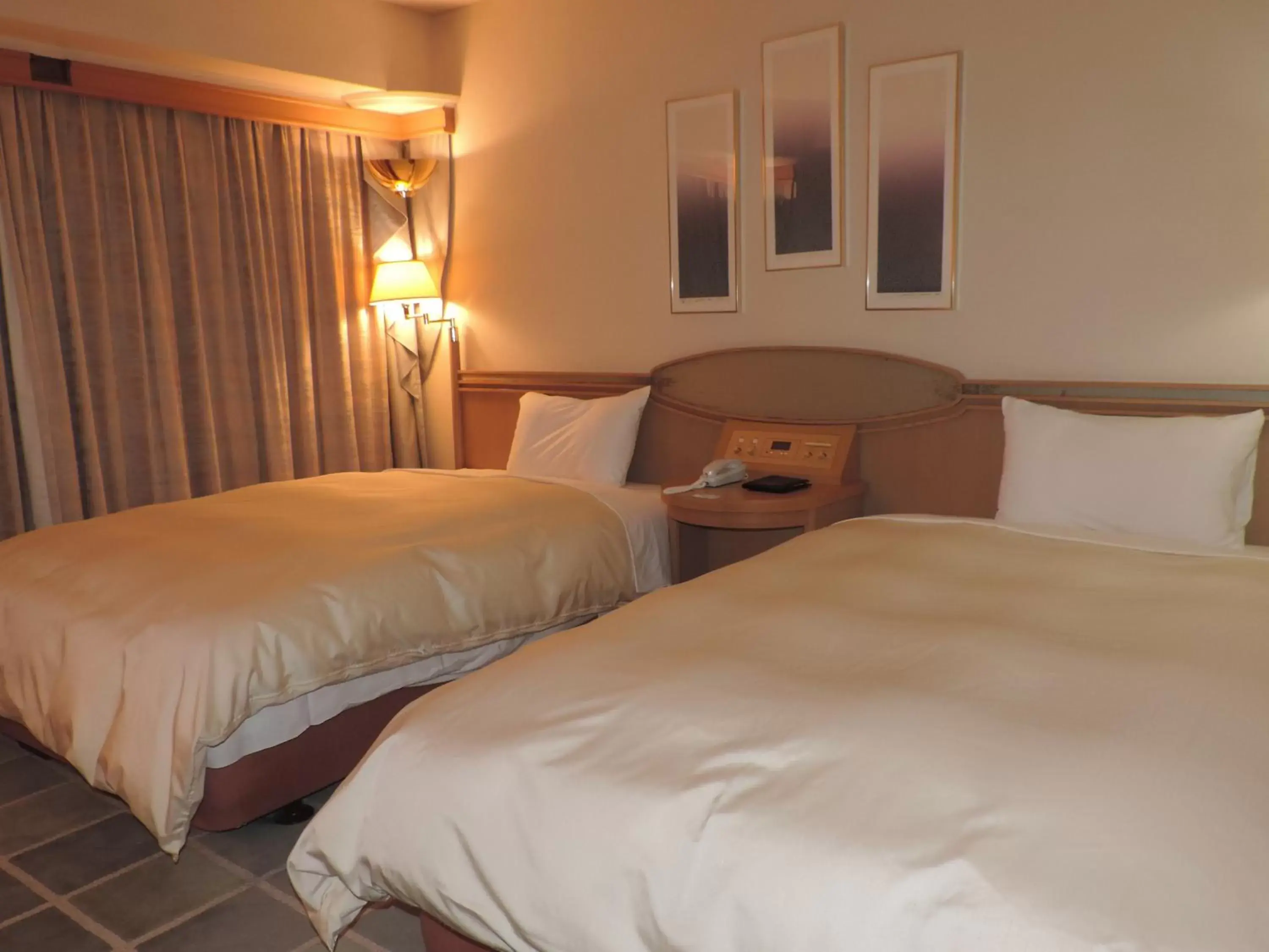 Photo of the whole room, Bed in Hotel Grand Terrace Chitose Photo of the whole room, Bed in Hotel Grand Terrace Chitose