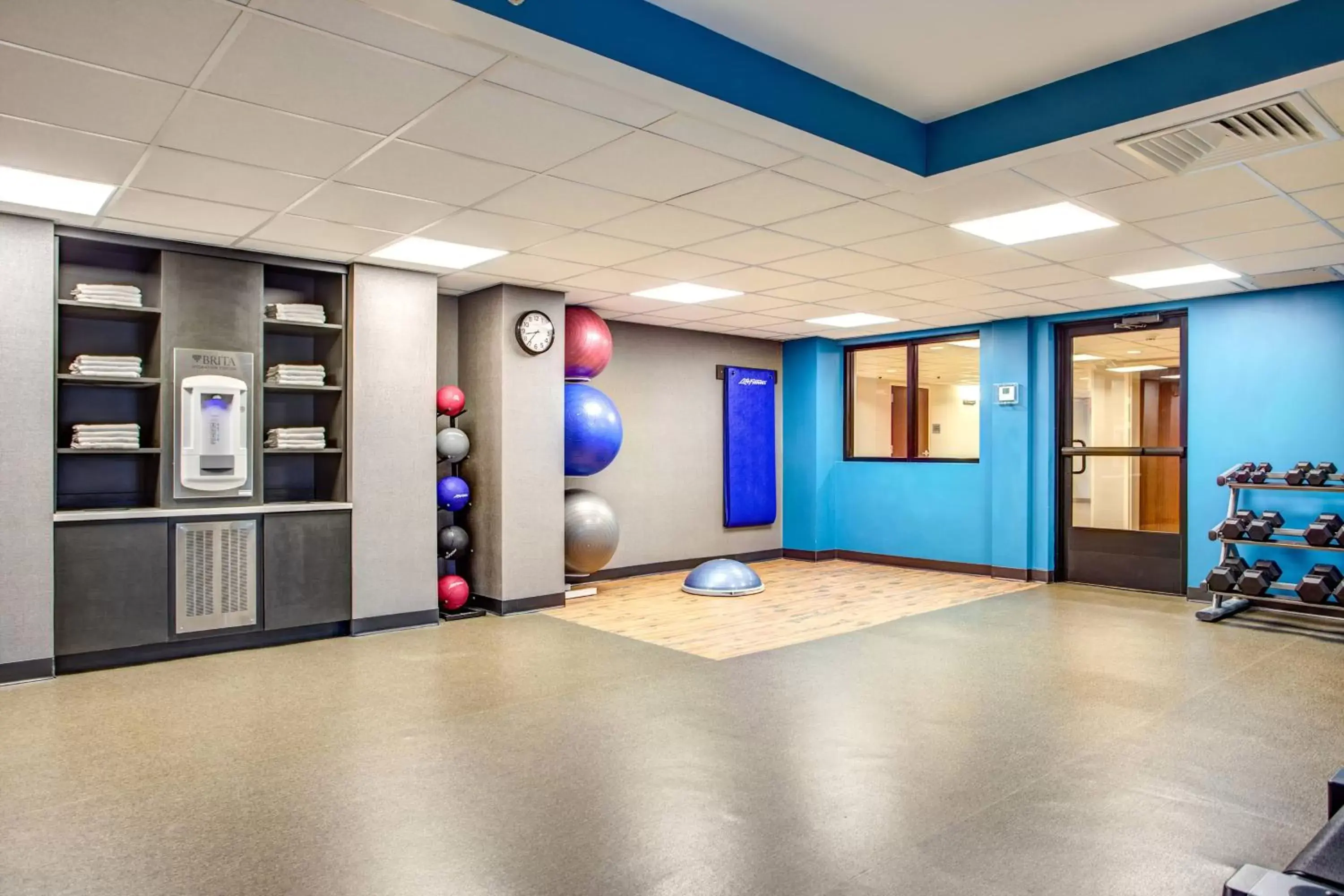 Fitness centre/facilities in Fairfield Inn & Suites by Marriott Springfield Holyoke