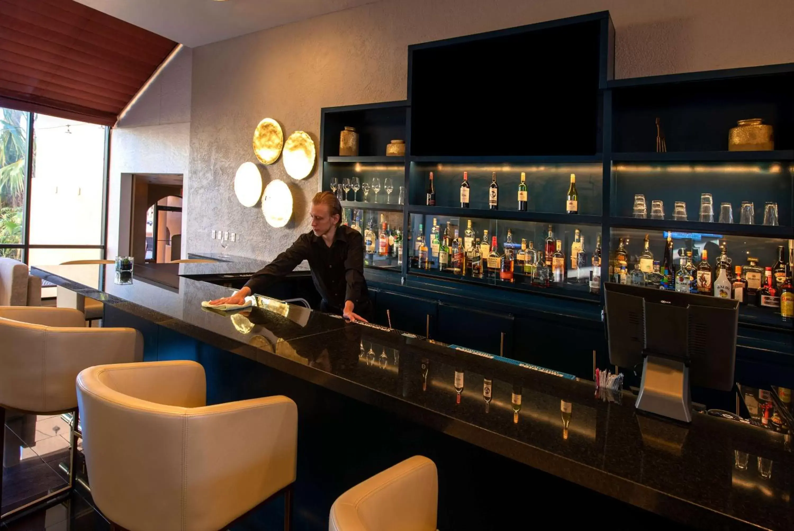 Lounge or bar, Lounge/Bar in DoubleTree by Hilton Tucson-Reid Park