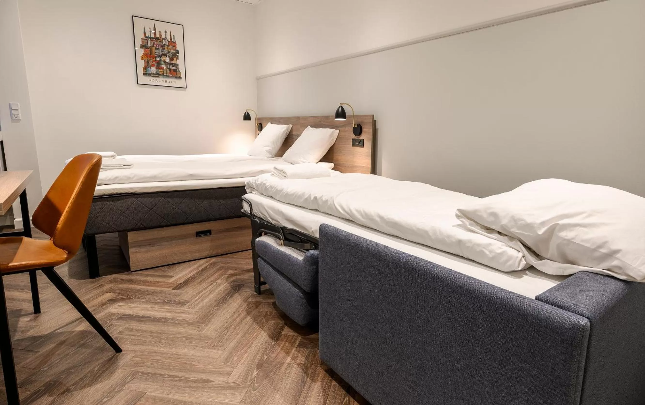 Photo of the whole room, Bed in Go Hotel Saga