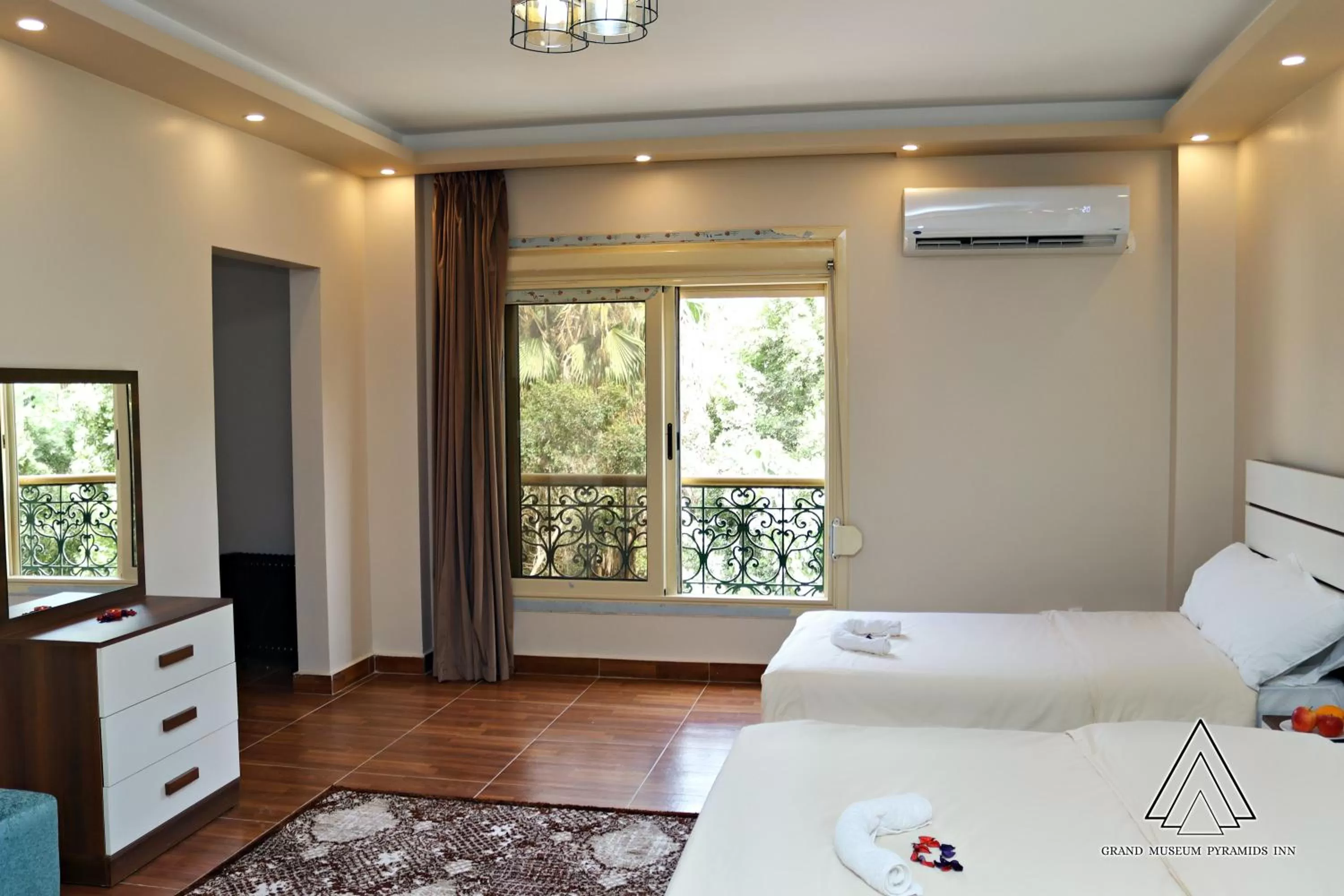 Bed in Grand Museum Pyramids Inn