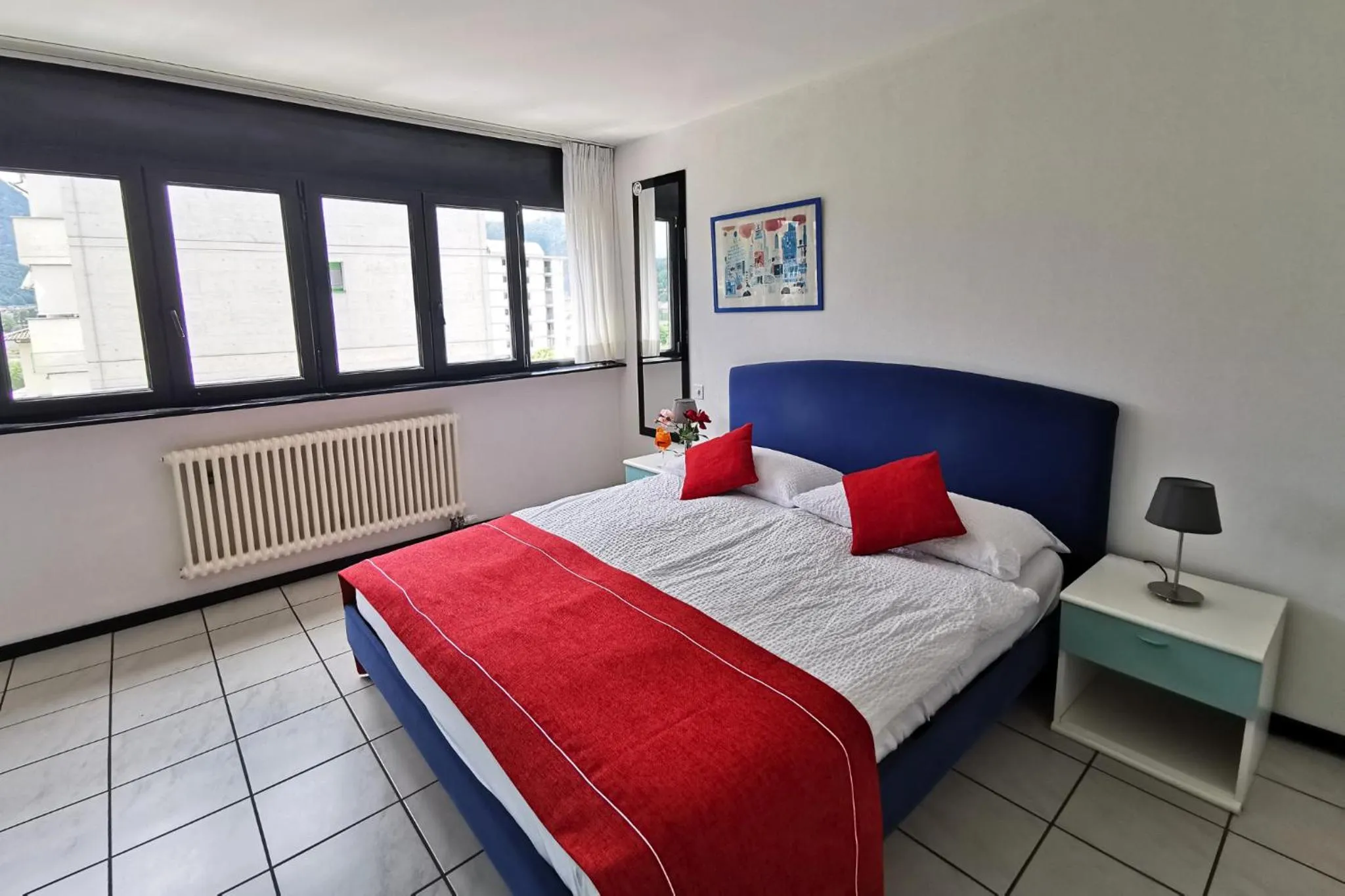 Budget Double Room Northside - single occupancy in Hotel Nessi Locarno