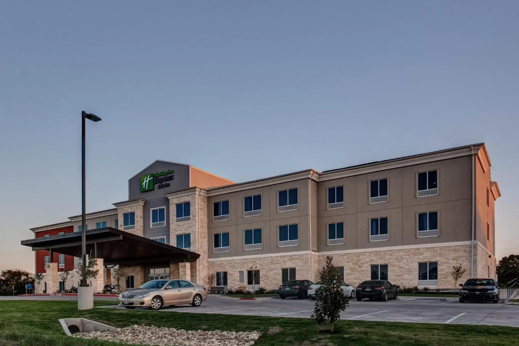Property Building in Holiday Inn Express & Suites Gatesville - N. Ft Hood, an IHG Hotel