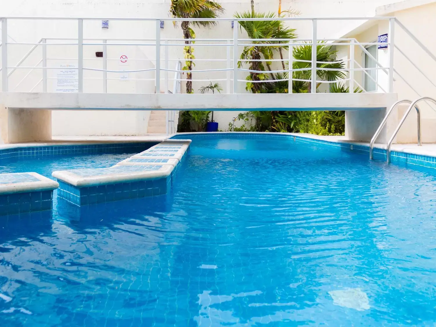 Swimming Pool in Playa Maya by MIJ - Beachfront Hotel