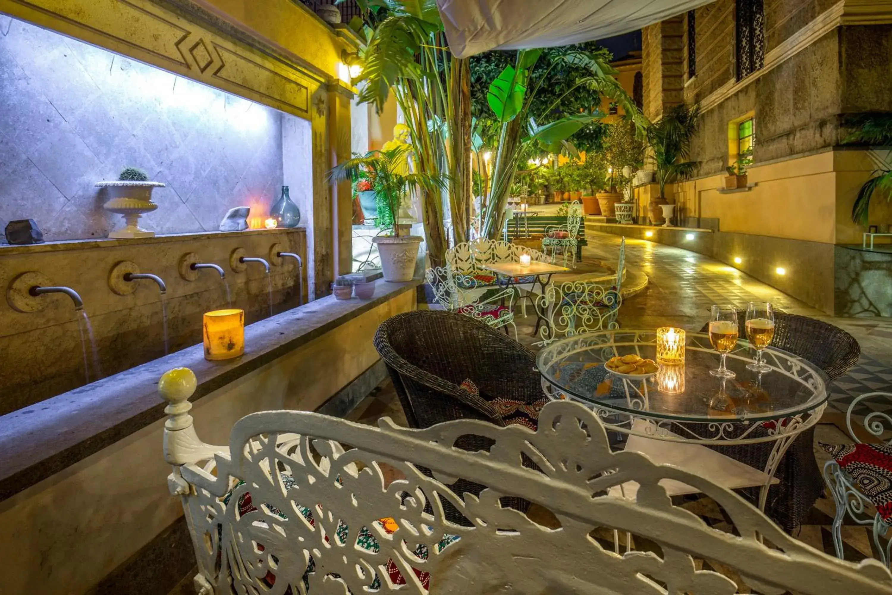 Restaurant/places to eat in Hotel Emona Aquaeductus