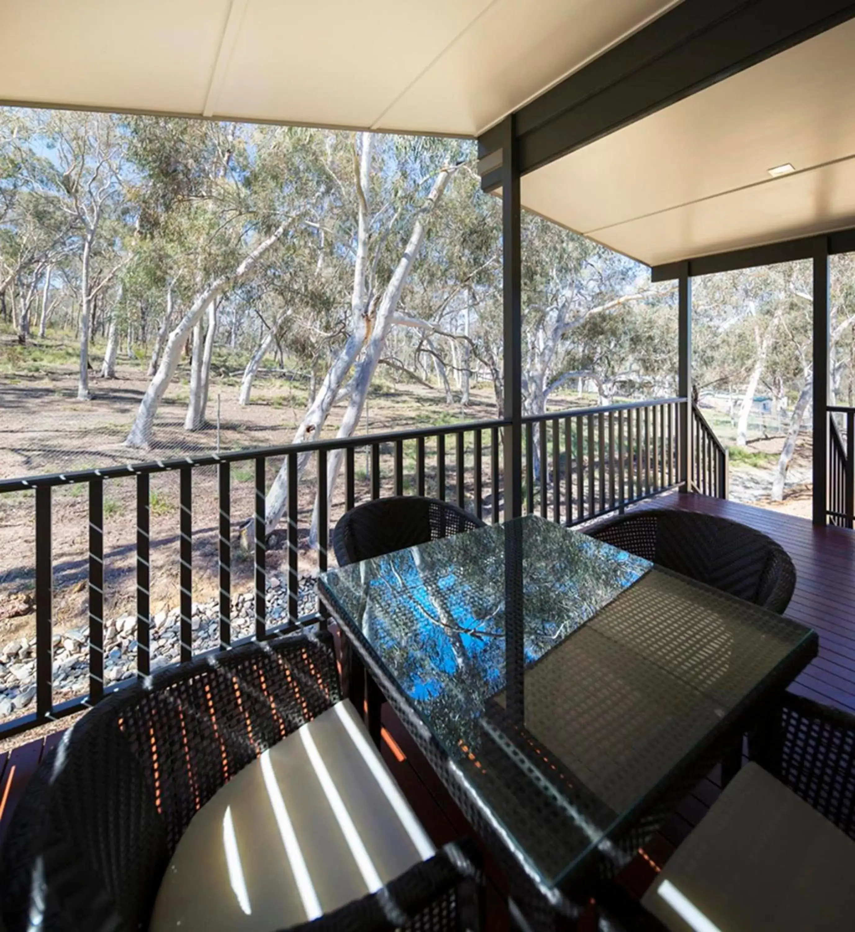 View (from property/room), Balcony/Terrace in Alivio Tourist Park Canberra