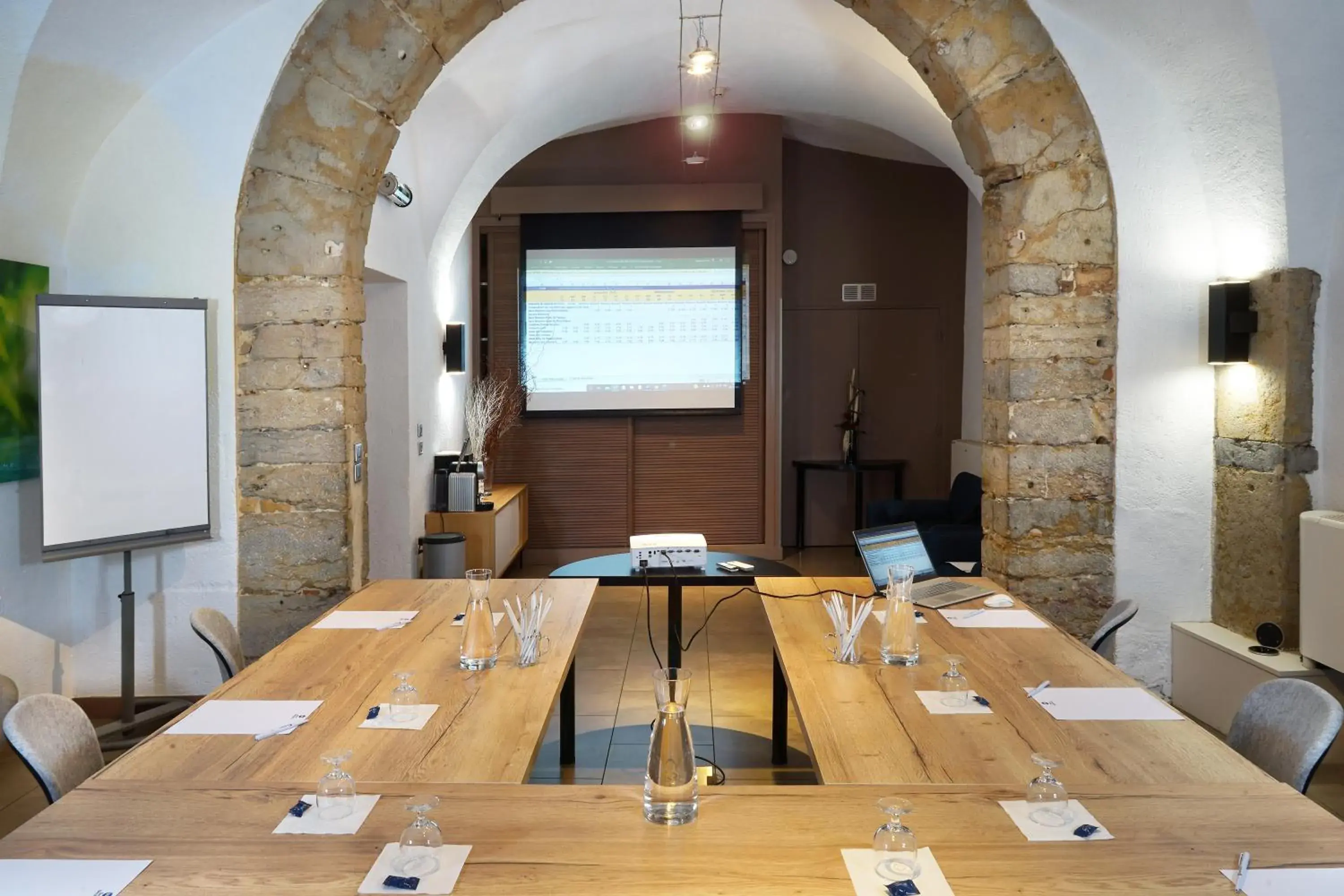Meeting/conference room in Best Western Lyon Saint-Antoine