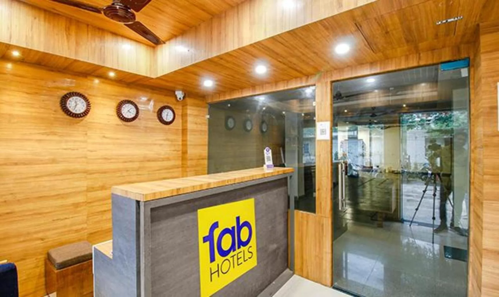 Lobby or reception in FabExpress Sunshine Regency
