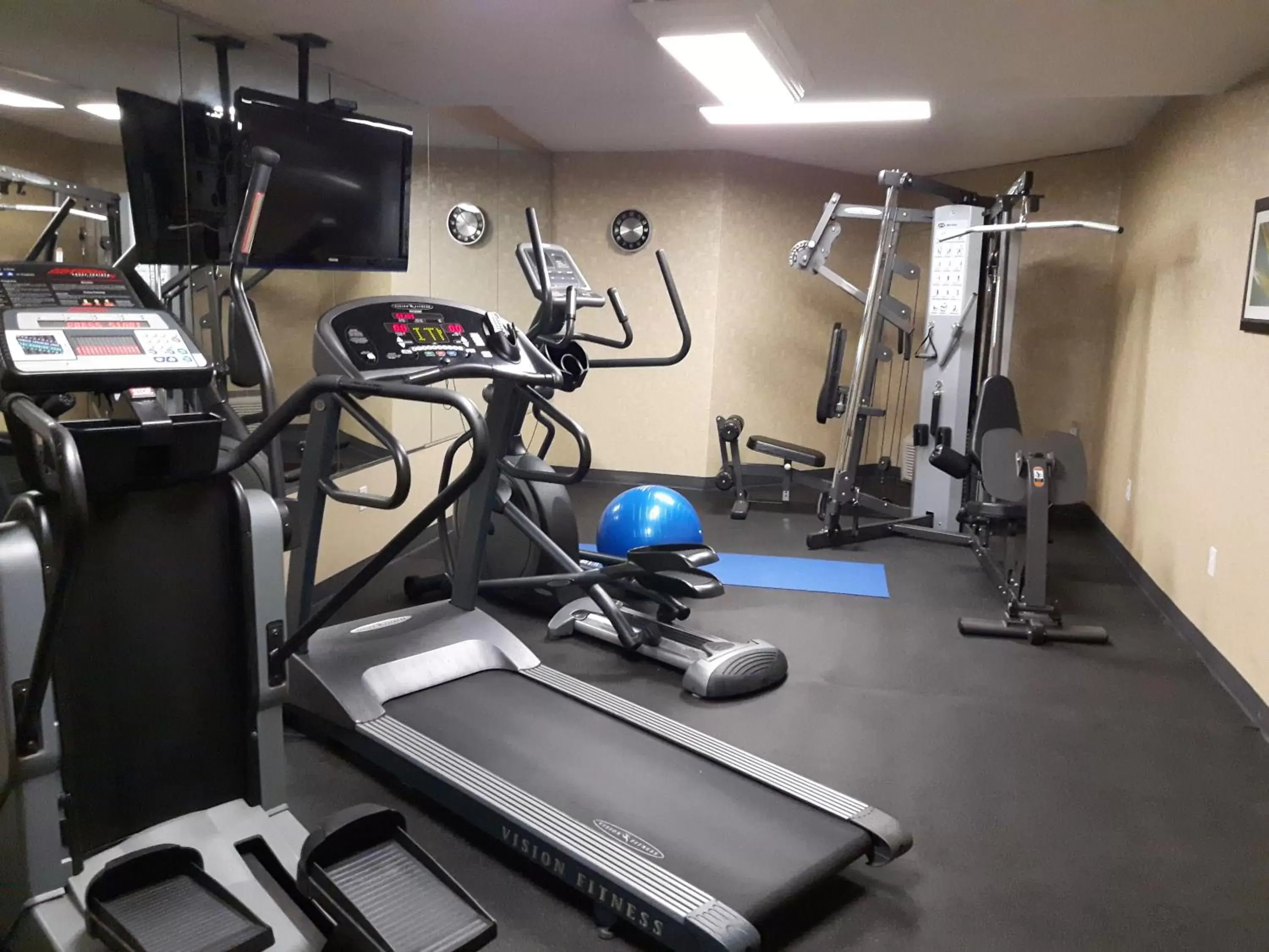 Fitness centre/facilities, Fitness Center/Facilities in Best Western Plus Durham Hotel & Conference Centre