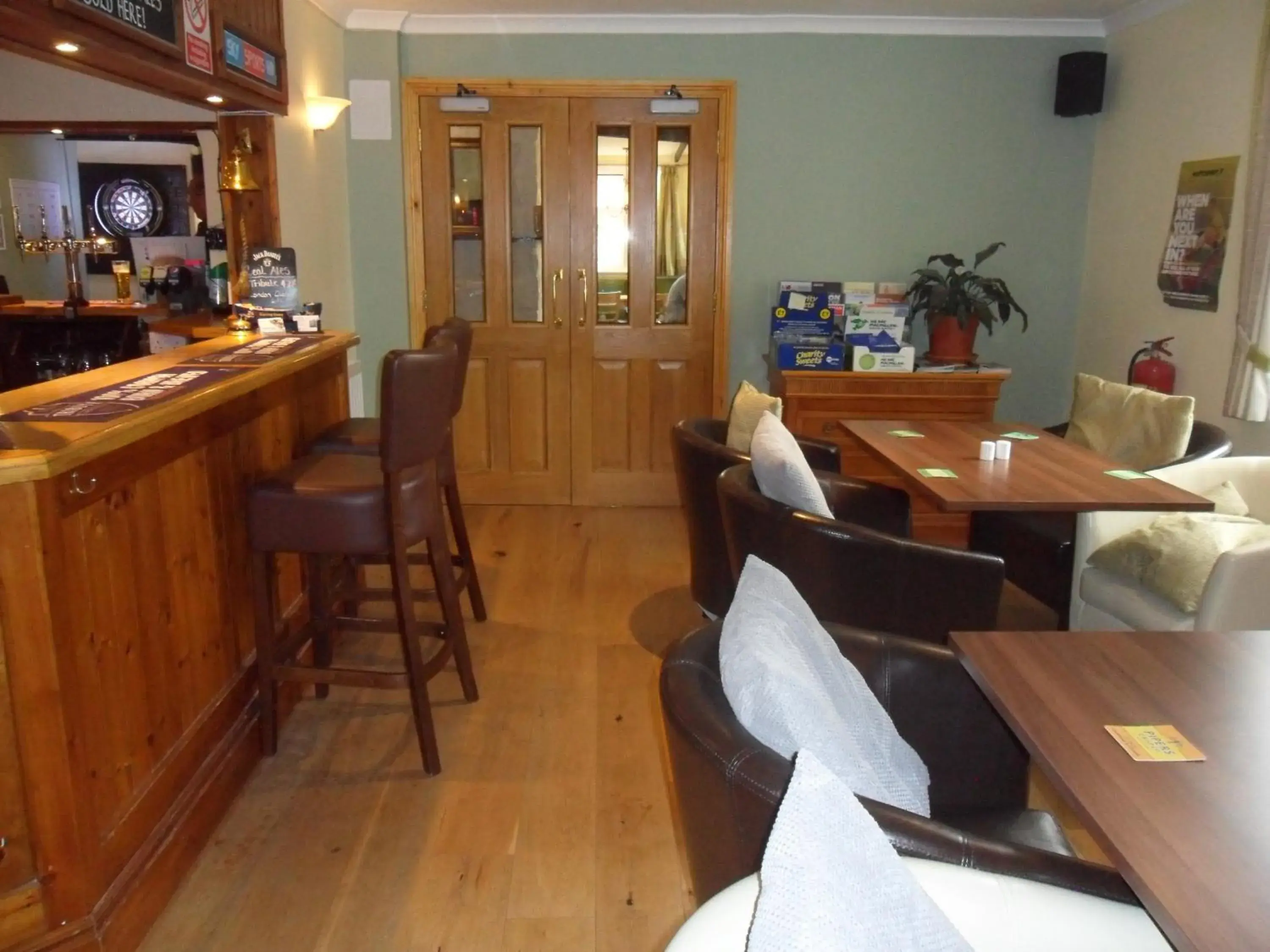 Lounge or bar, Restaurant/Places to Eat in The London Inn