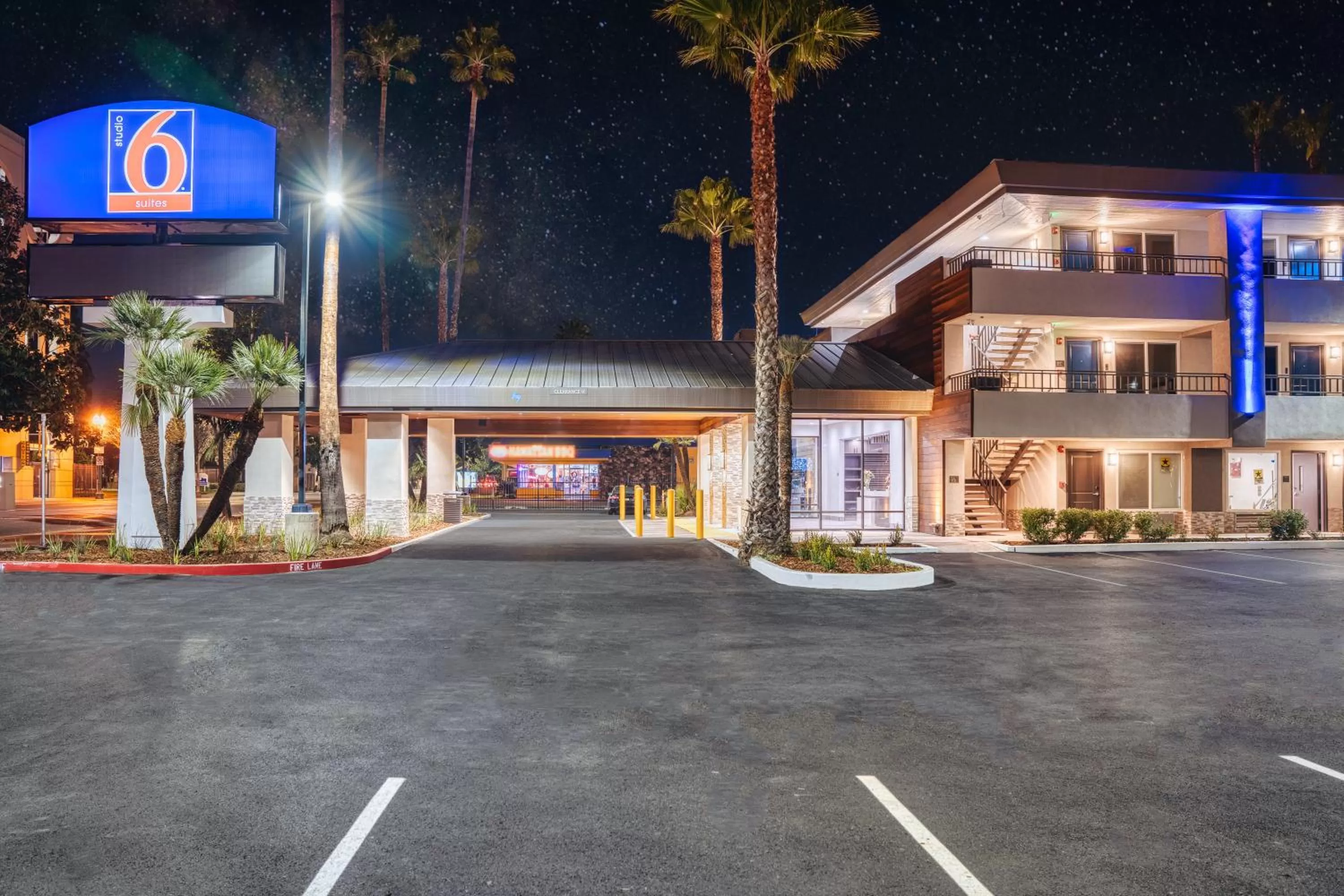 Studio 6 Suites Stockton, CA Waterfront