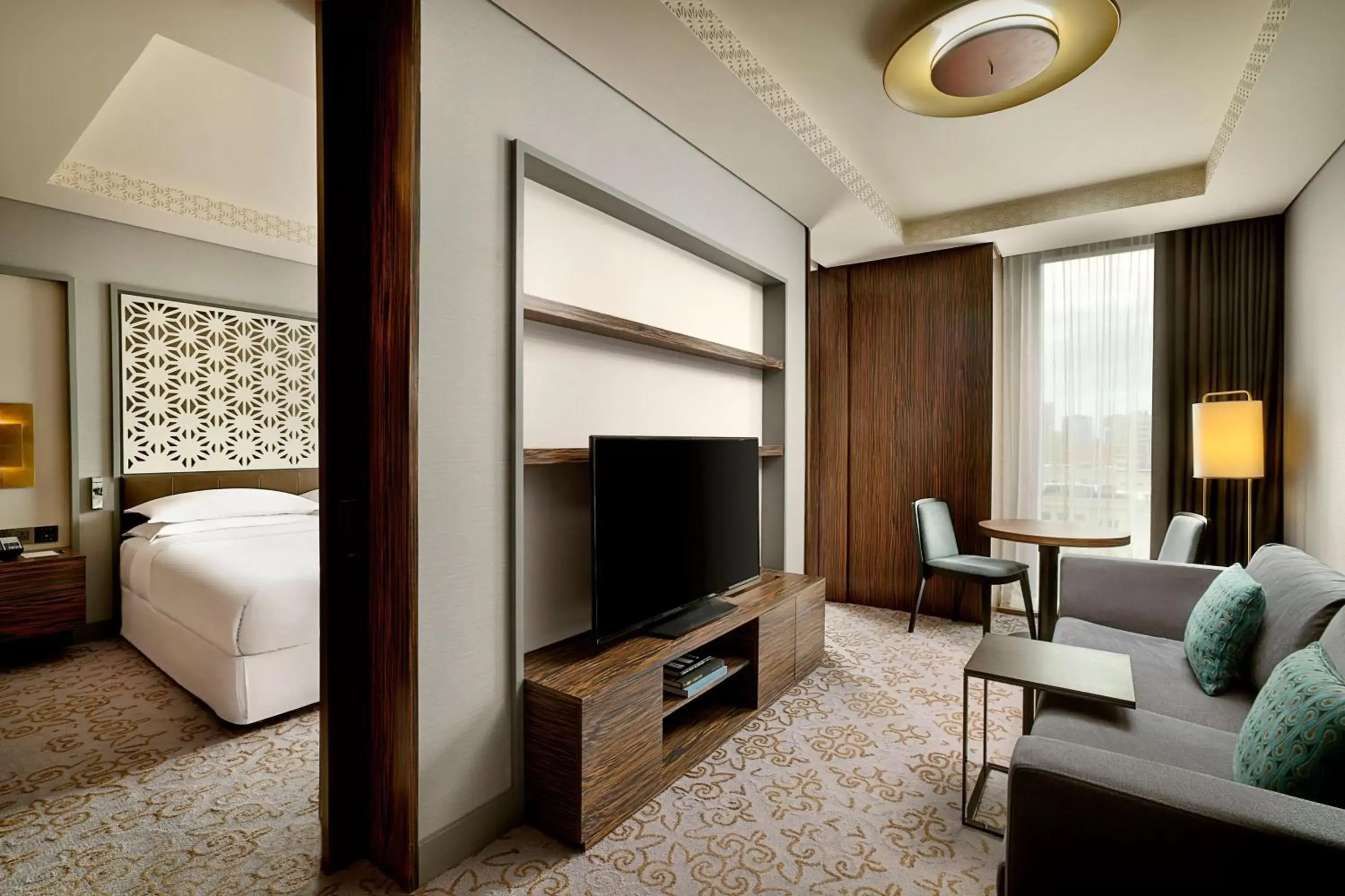 Bedroom, TV/Entertainment Center in Sheraton Astana Hotel