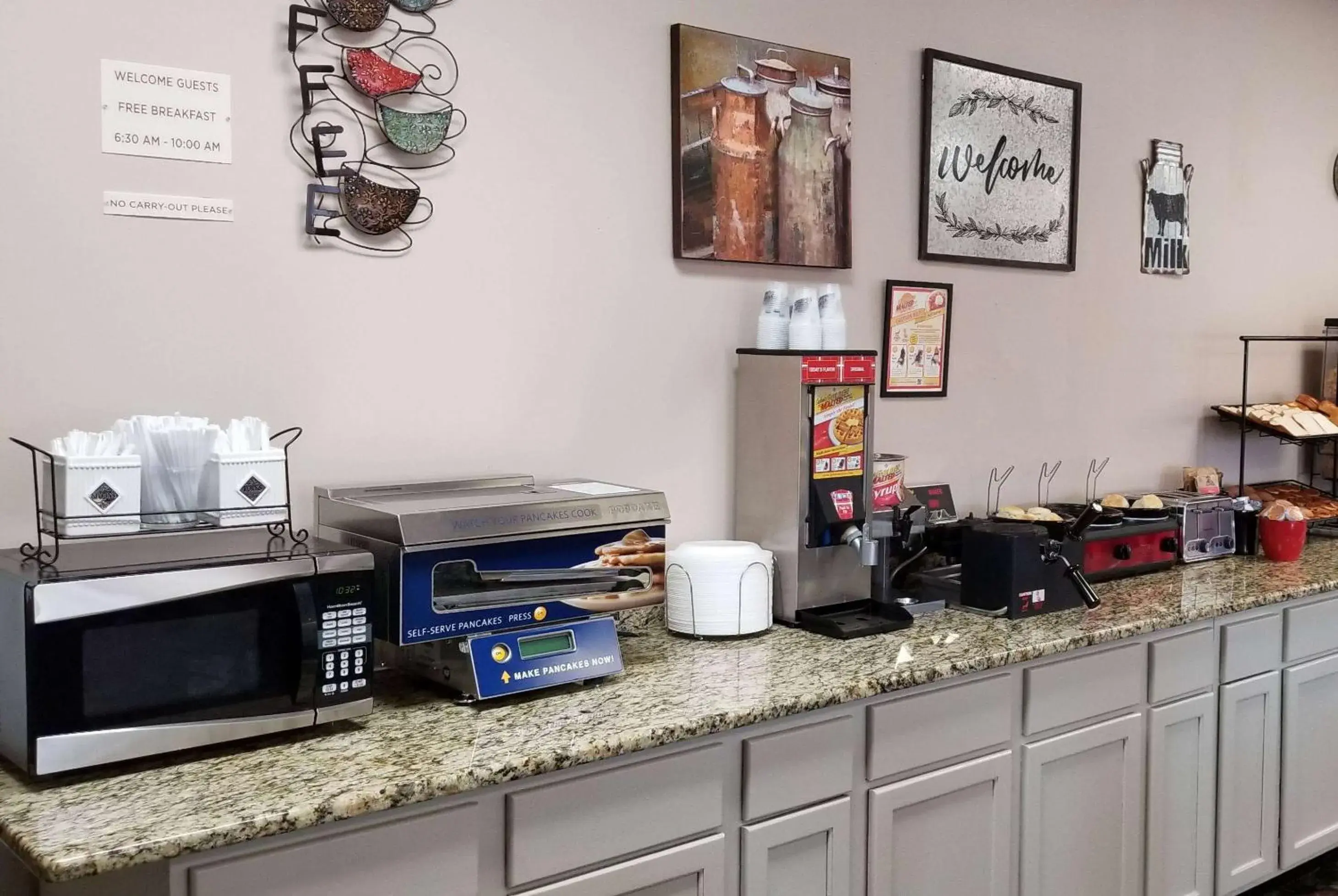 Restaurant/places to eat in Ramada by Wyndham & Suites Warner Robins Restaurant/places to eat in Ramada by Wyndham & Suites Warner Robins