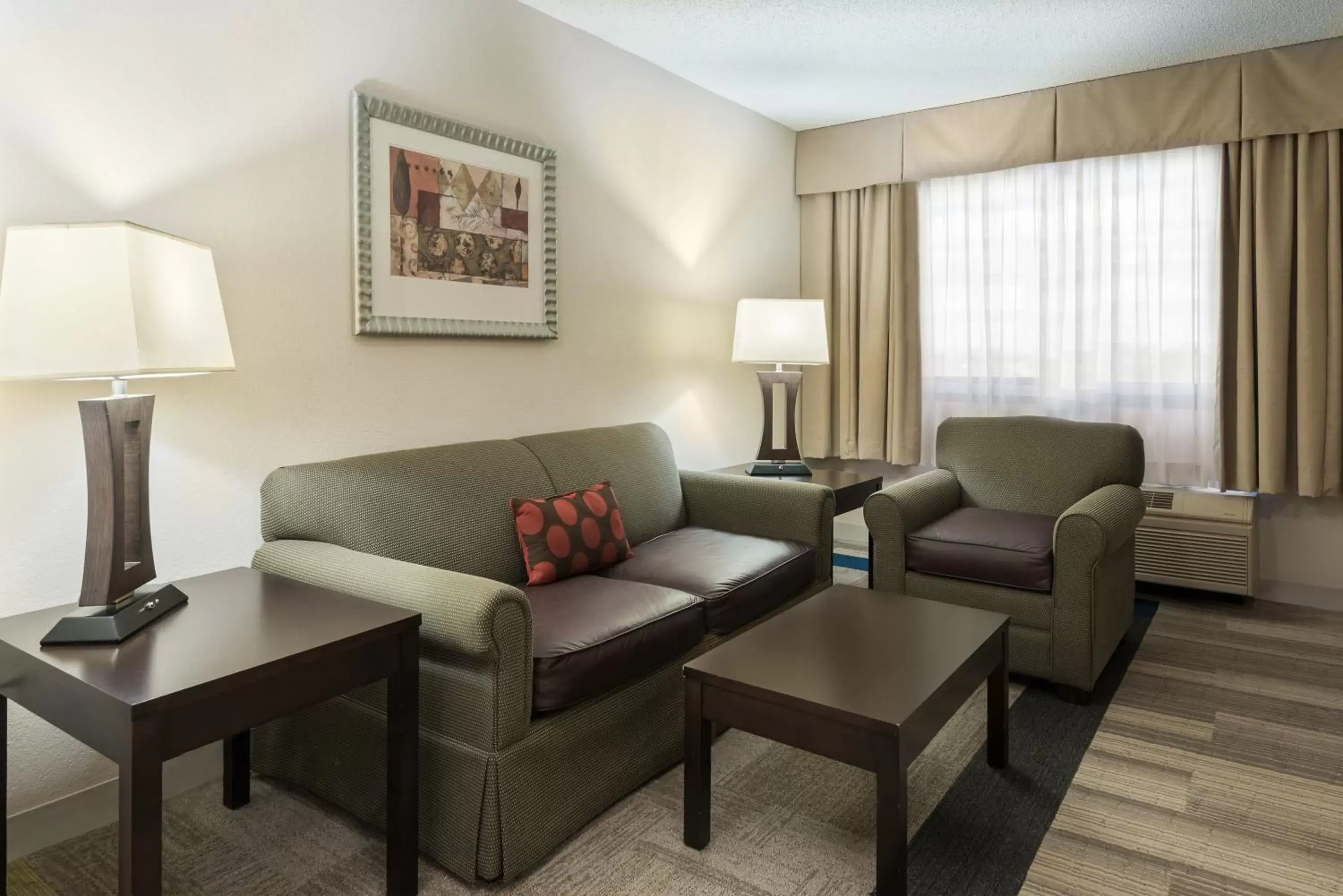 Photo of the whole room, Seating Area in Holiday Inn Express Hotel & Suites Kendall East-Miami, an IHG Hotel