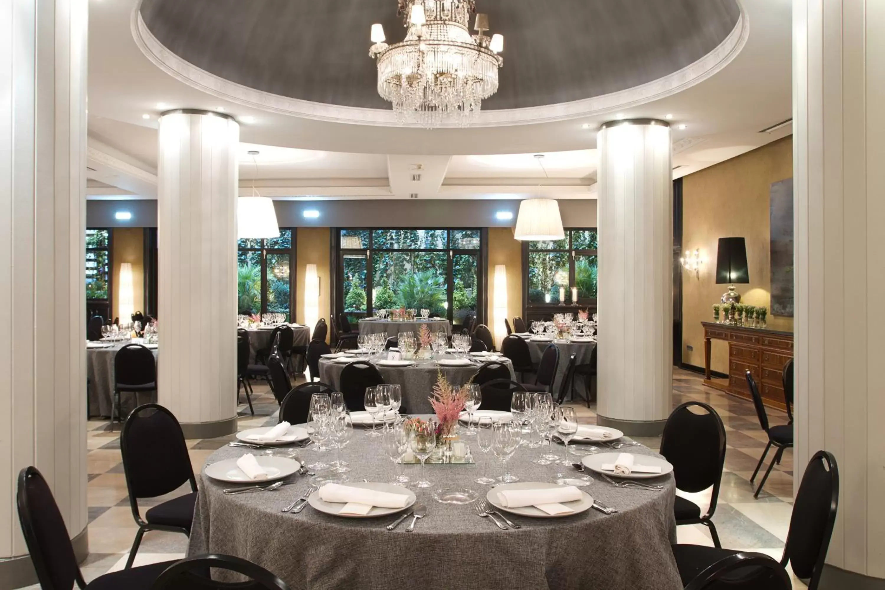 Restaurant/places to eat in Gran Hotel España Restaurant/places to eat in Gran Hotel España