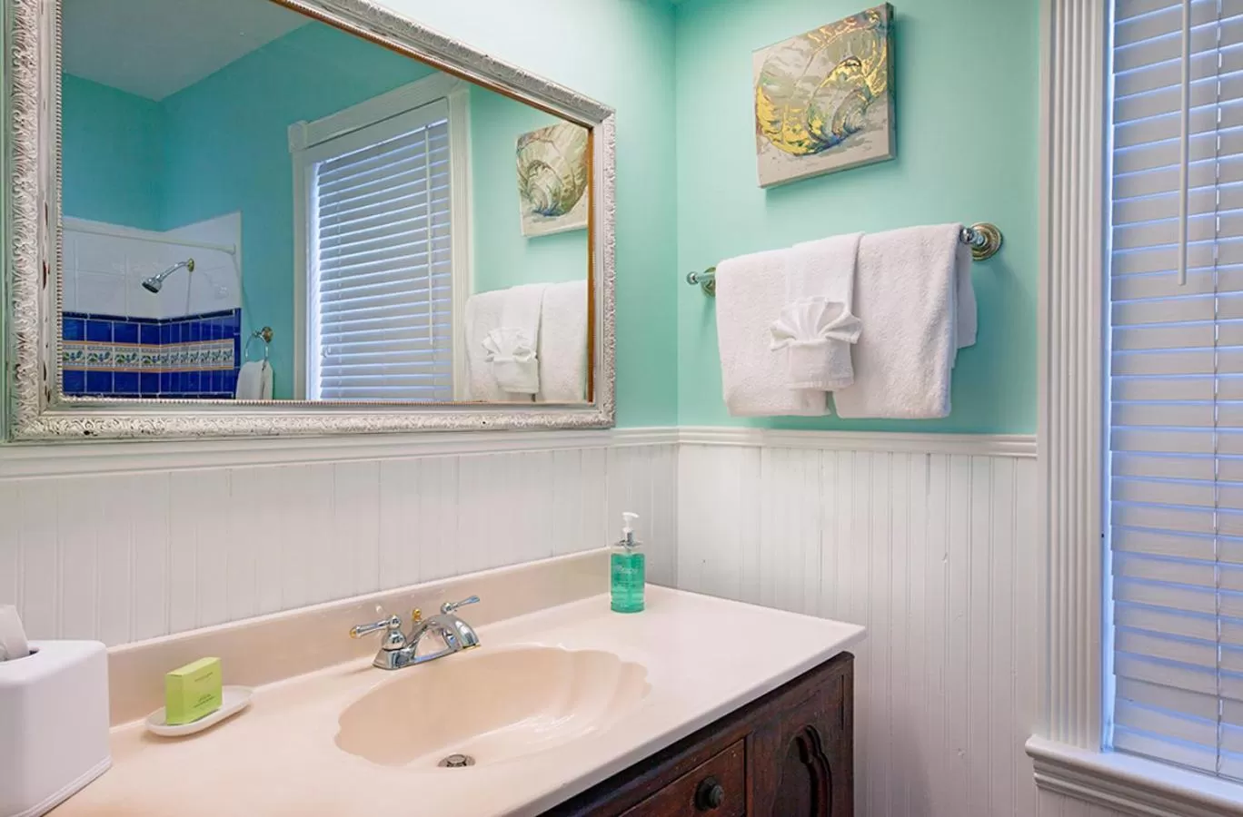 Bathroom in Coco Plum Inn