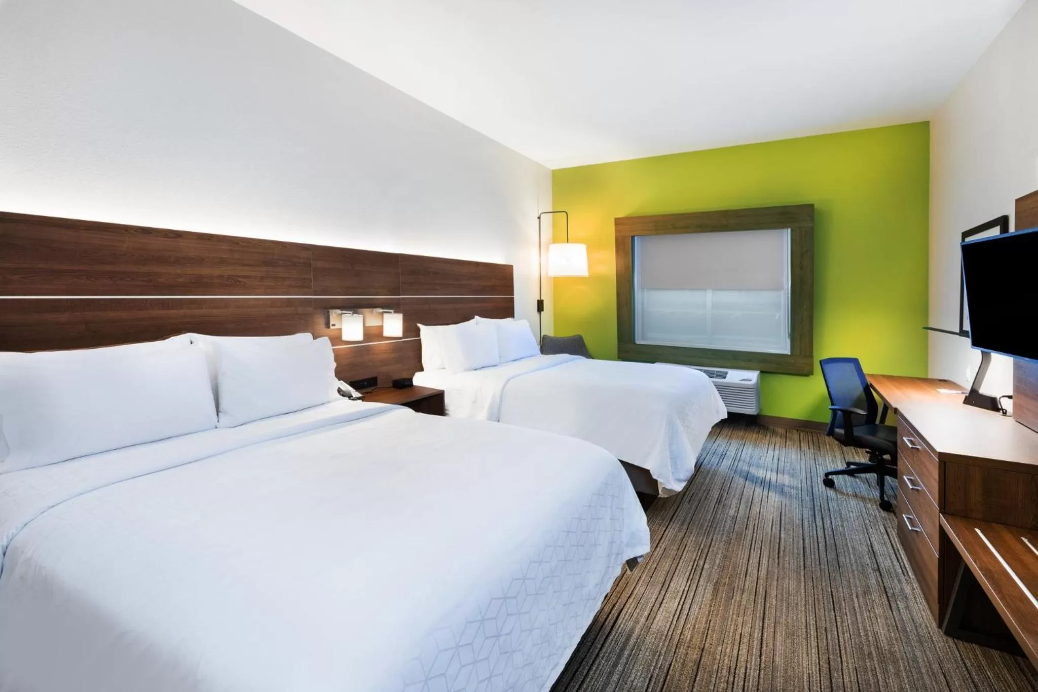 Photo of the whole room, Bed in Holiday Inn Express & Suites Ozona by IHG