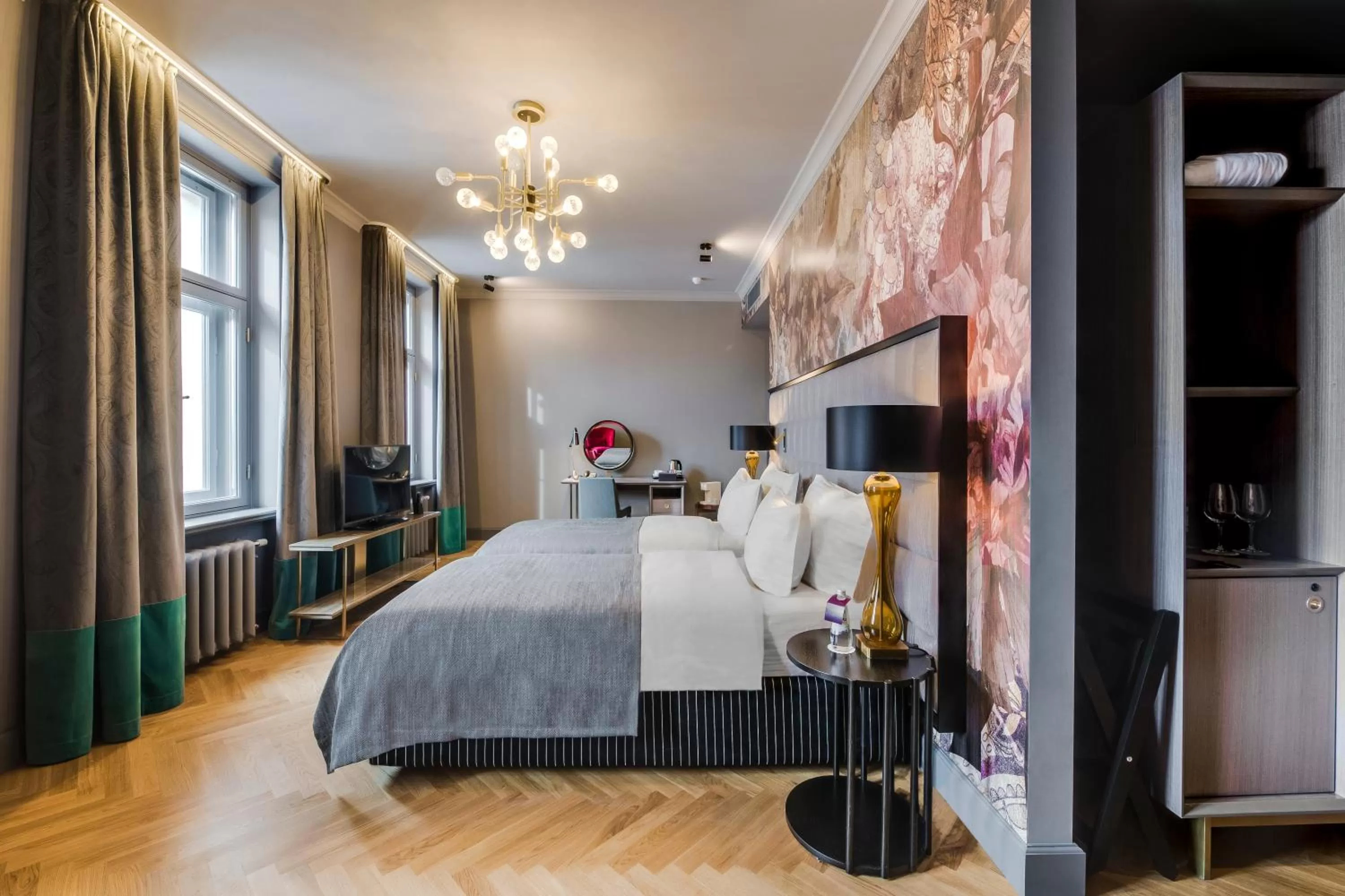 Bedroom, Bed in Grand Poet Hotel and SPA by Semarah