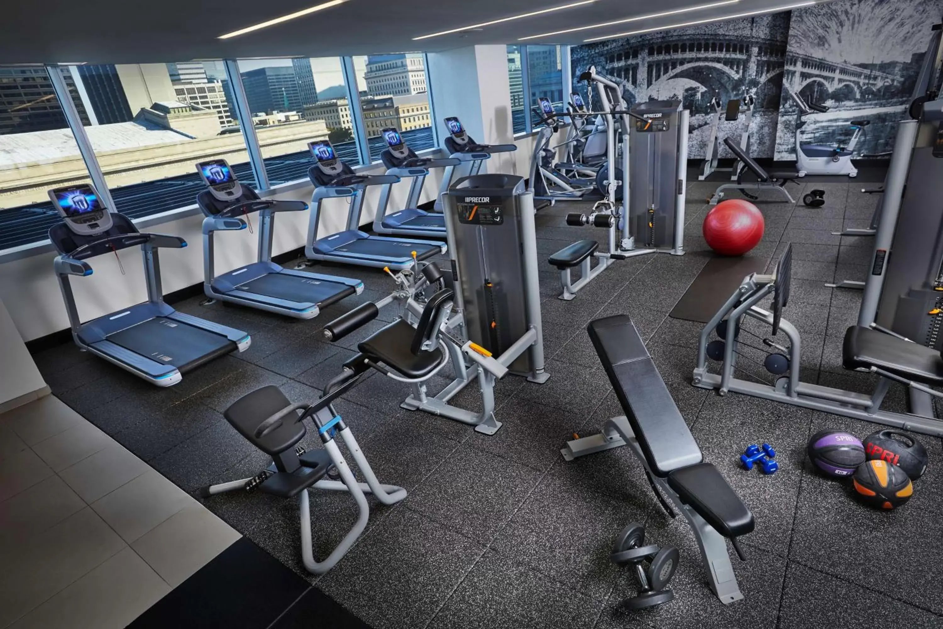 Fitness centre/facilities, Fitness Center/Facilities in Hilton Cleveland Downtown