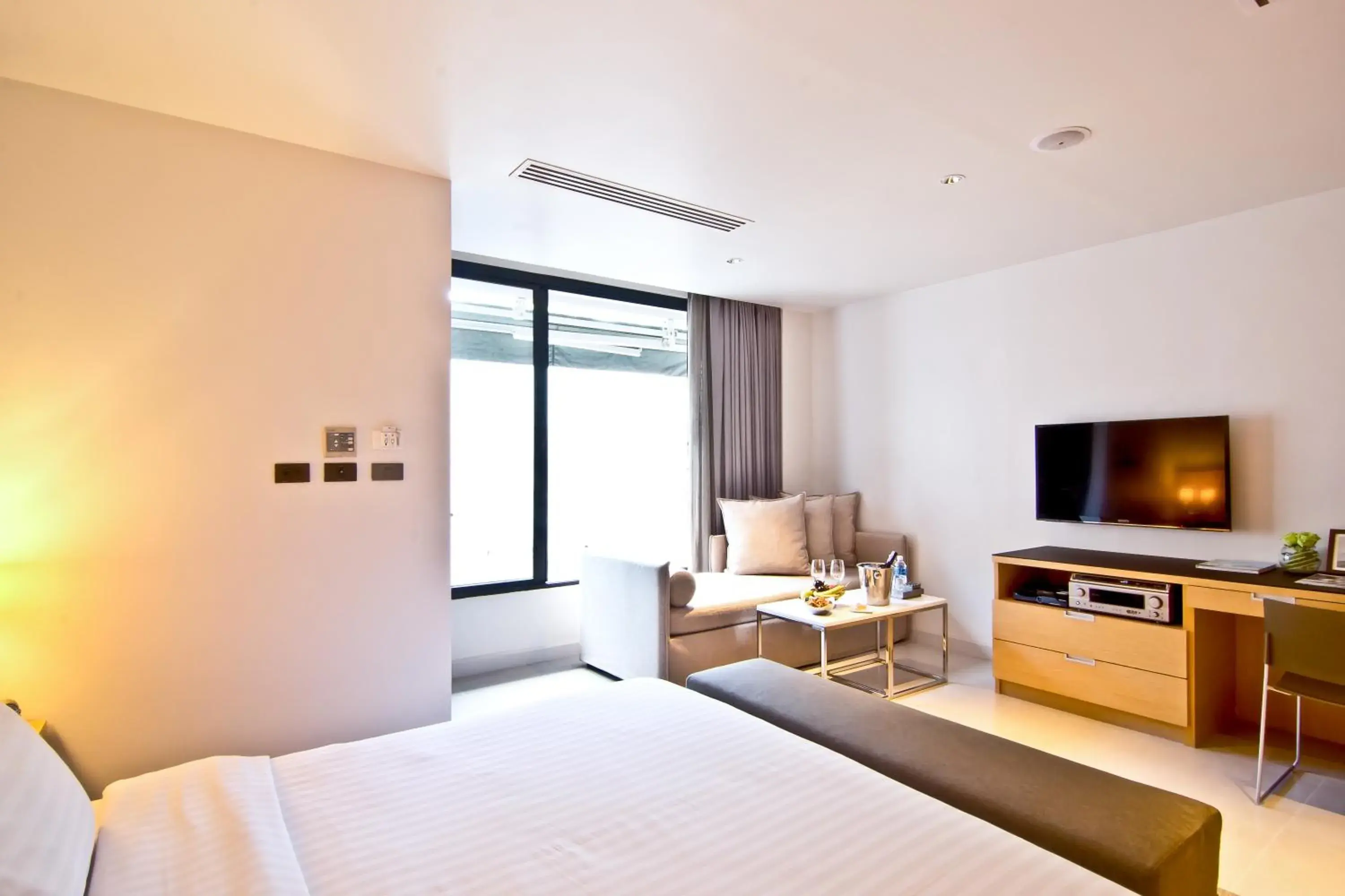 TV and multimedia, TV/Entertainment Center in Dune Hua Hin Hotel