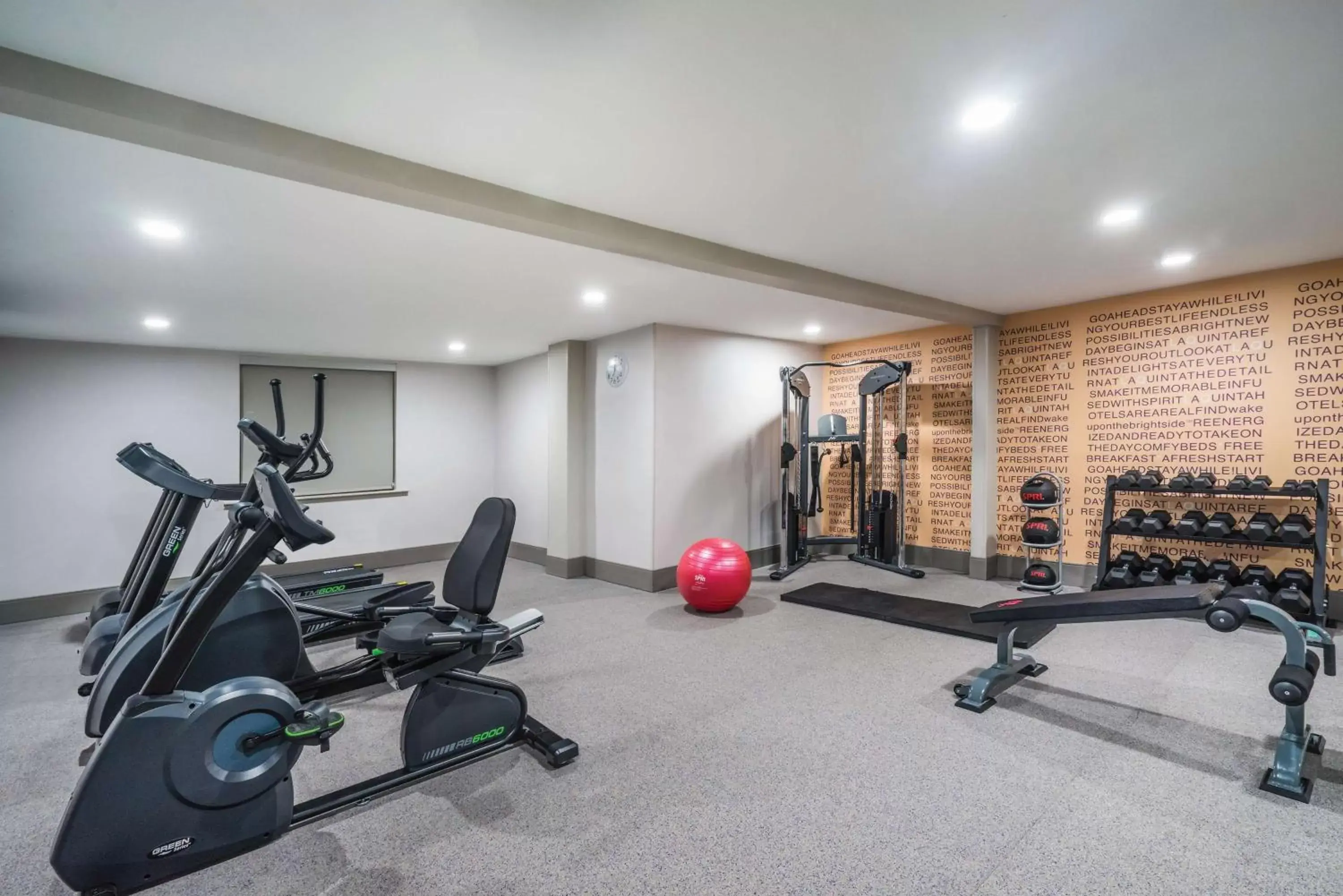 Fitness centre/facilities, Fitness Center/Facilities in La Quinta by Wyndham Chattanooga-Hamilton Place