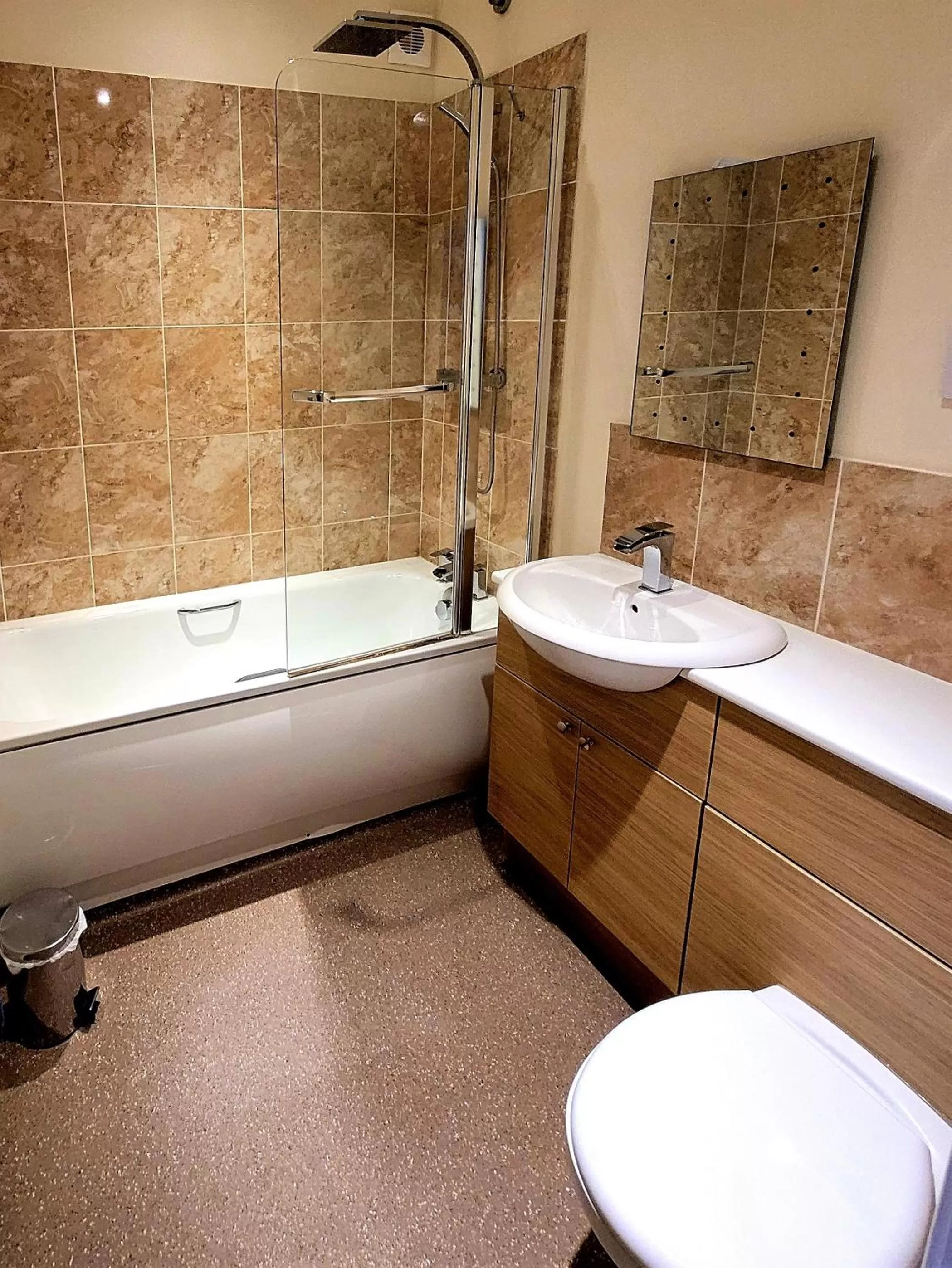 Bathroom in Mangreen Country House