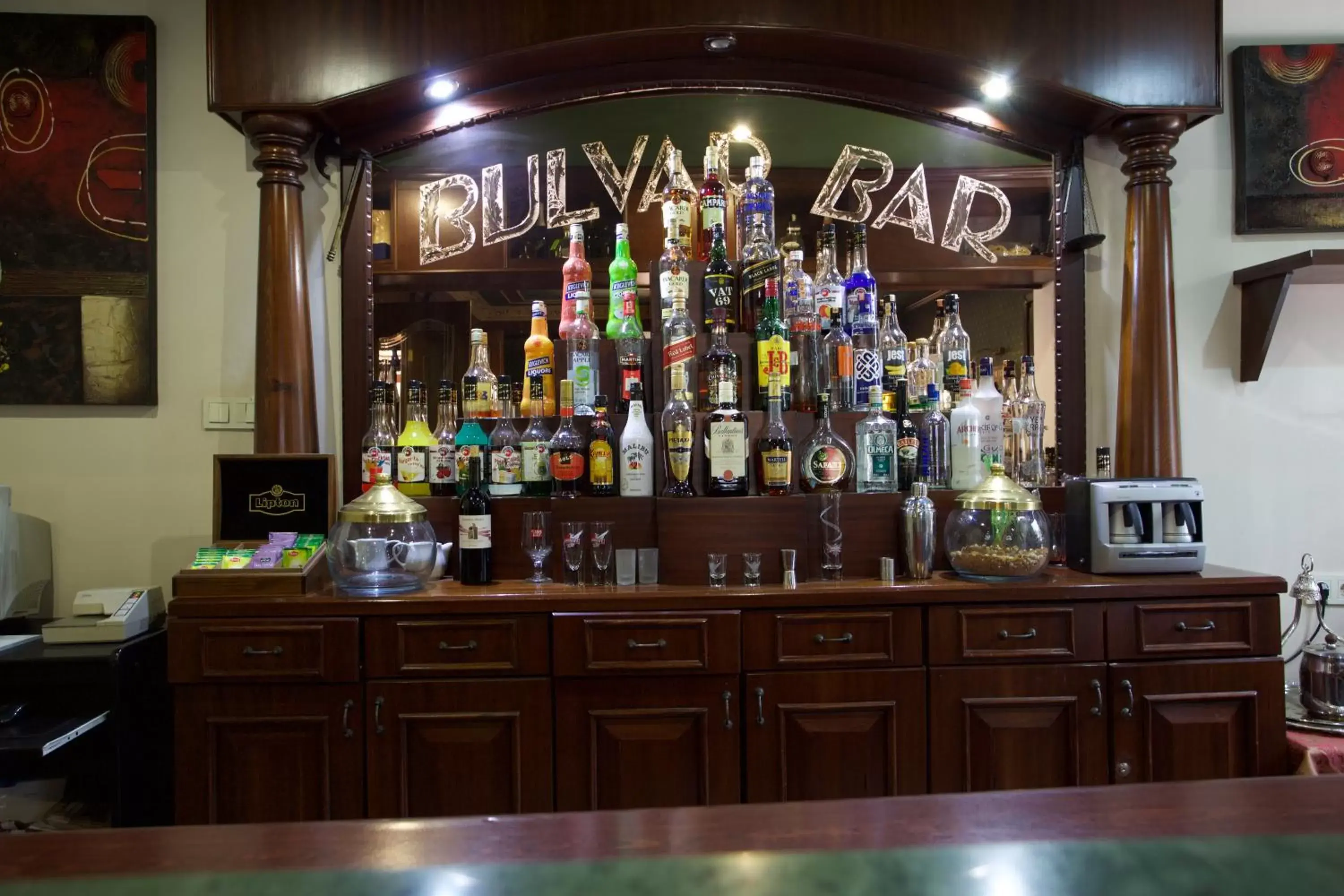 Alcoholic drinks, Lounge/Bar in Hotel Bulvar Palas