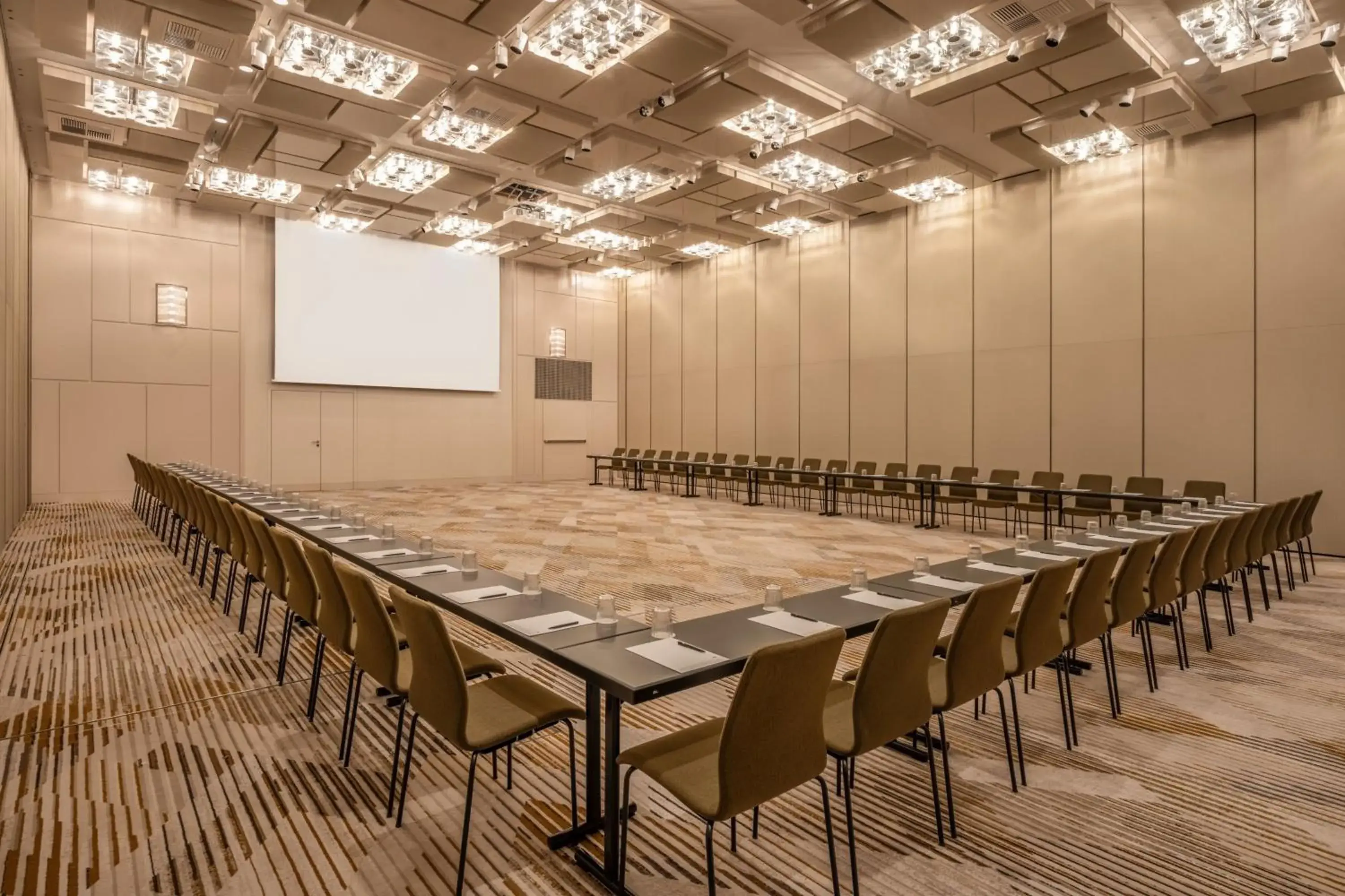 Meeting/conference room in Munich Marriott Hotel City West