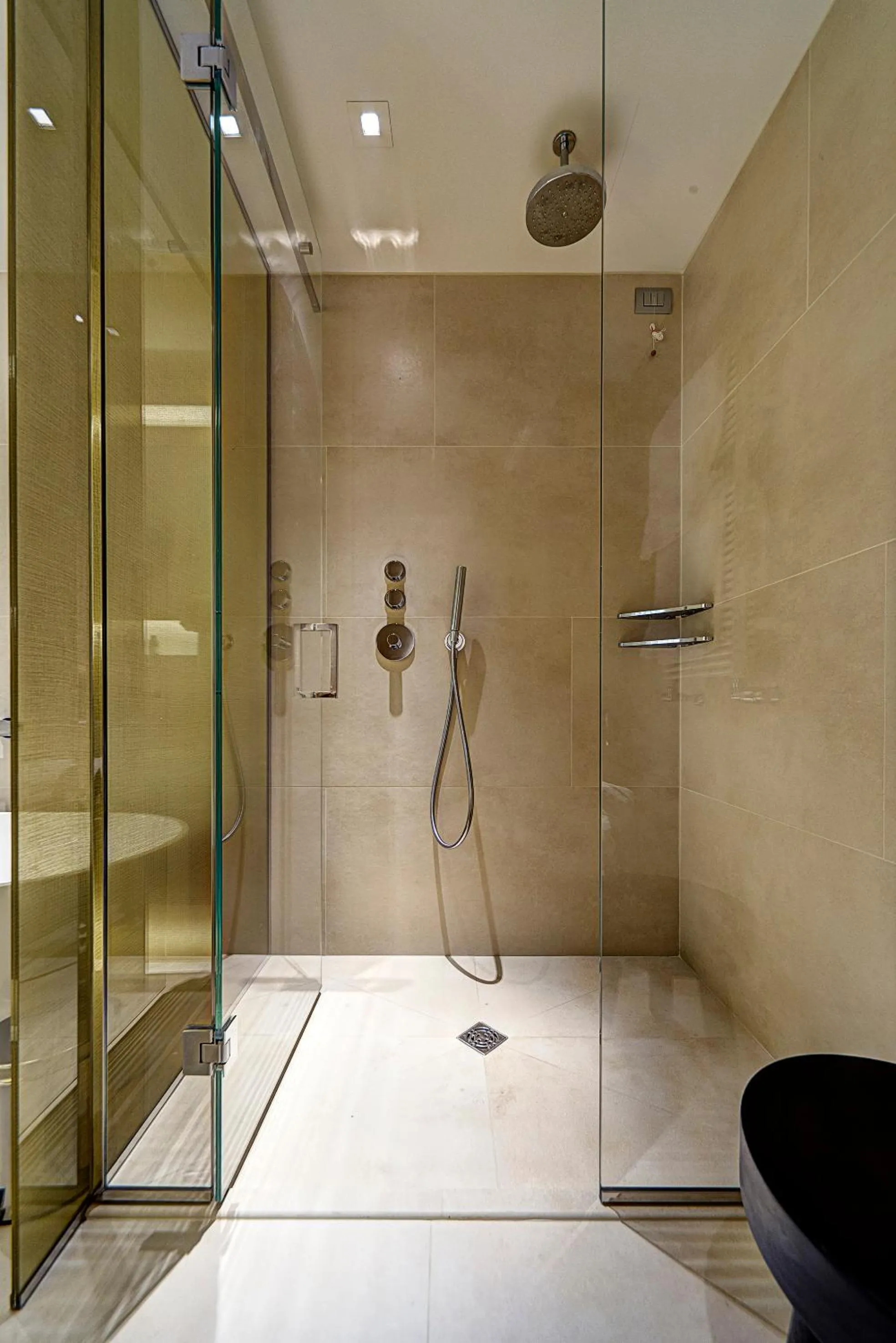 Bathroom in ME Milan Il Duca