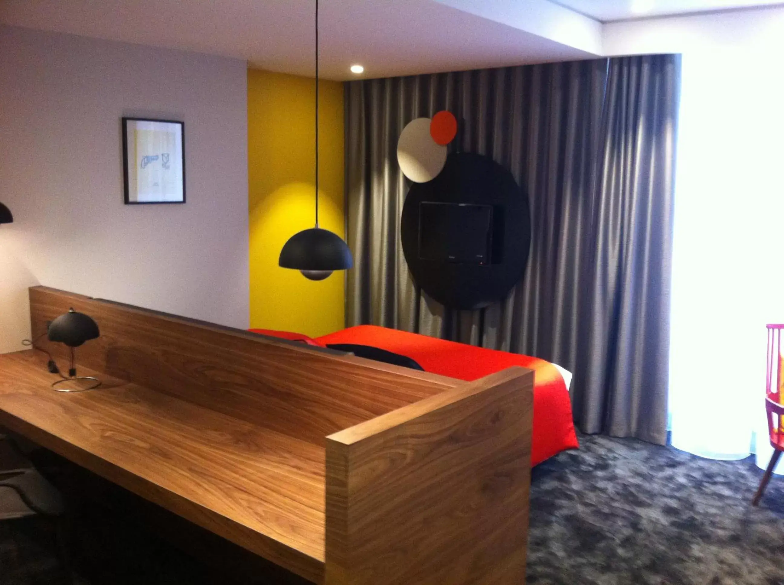 Photo of the whole room in Hostellerie Du Chapeau Rouge