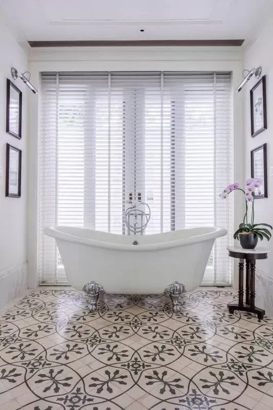 Bathroom in 137 Pillars House