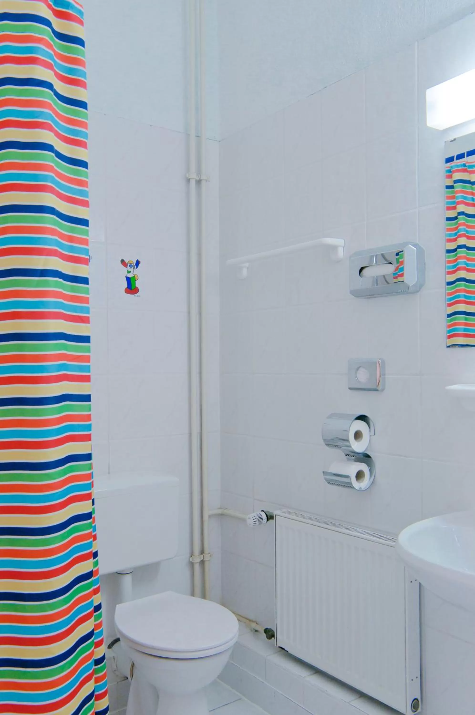 Bathroom in Happy Hotel Berlin